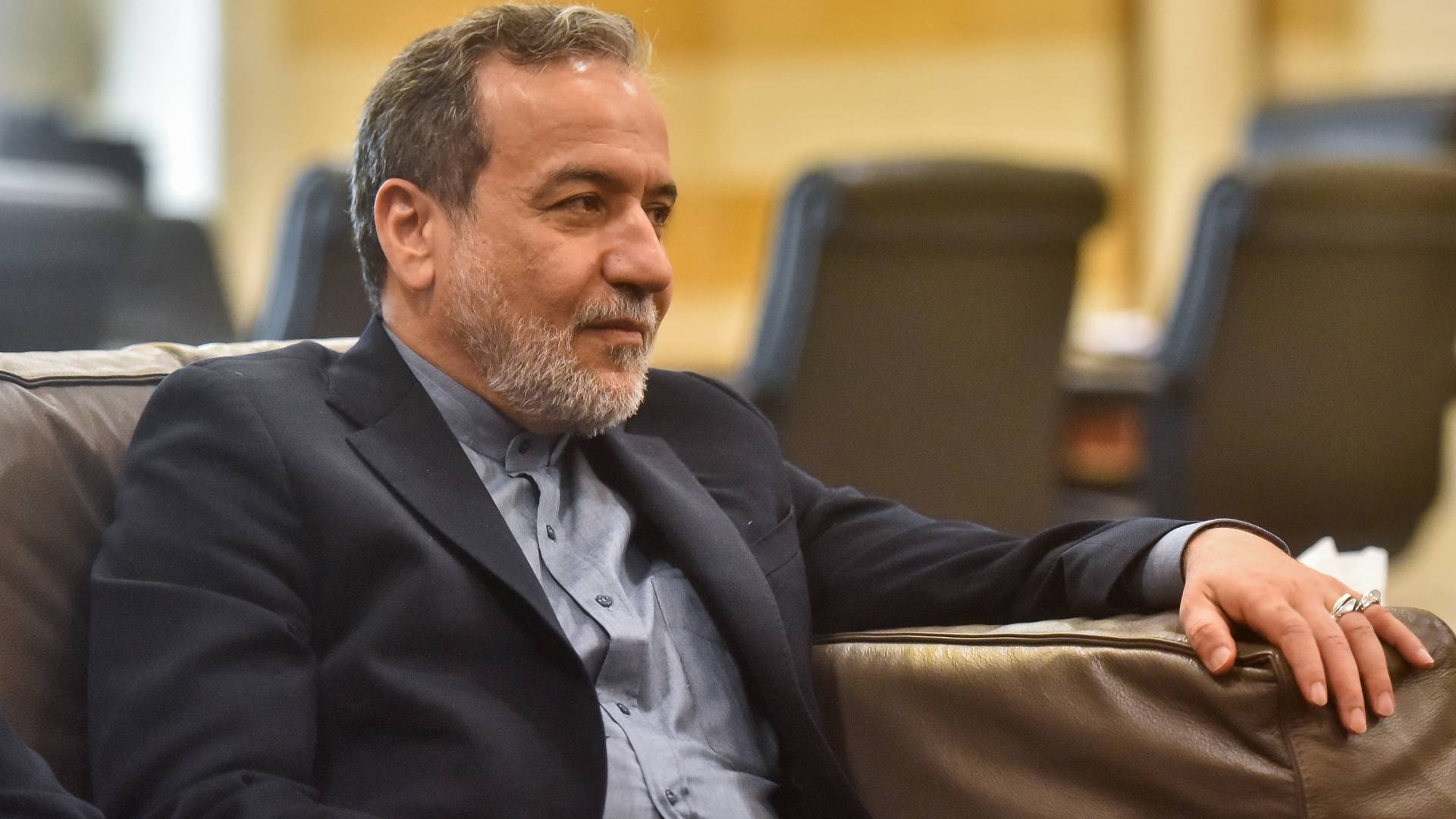 وزير الخارجية الإيراني من بيروت: واثقون من فشل جرائم الاحتلال