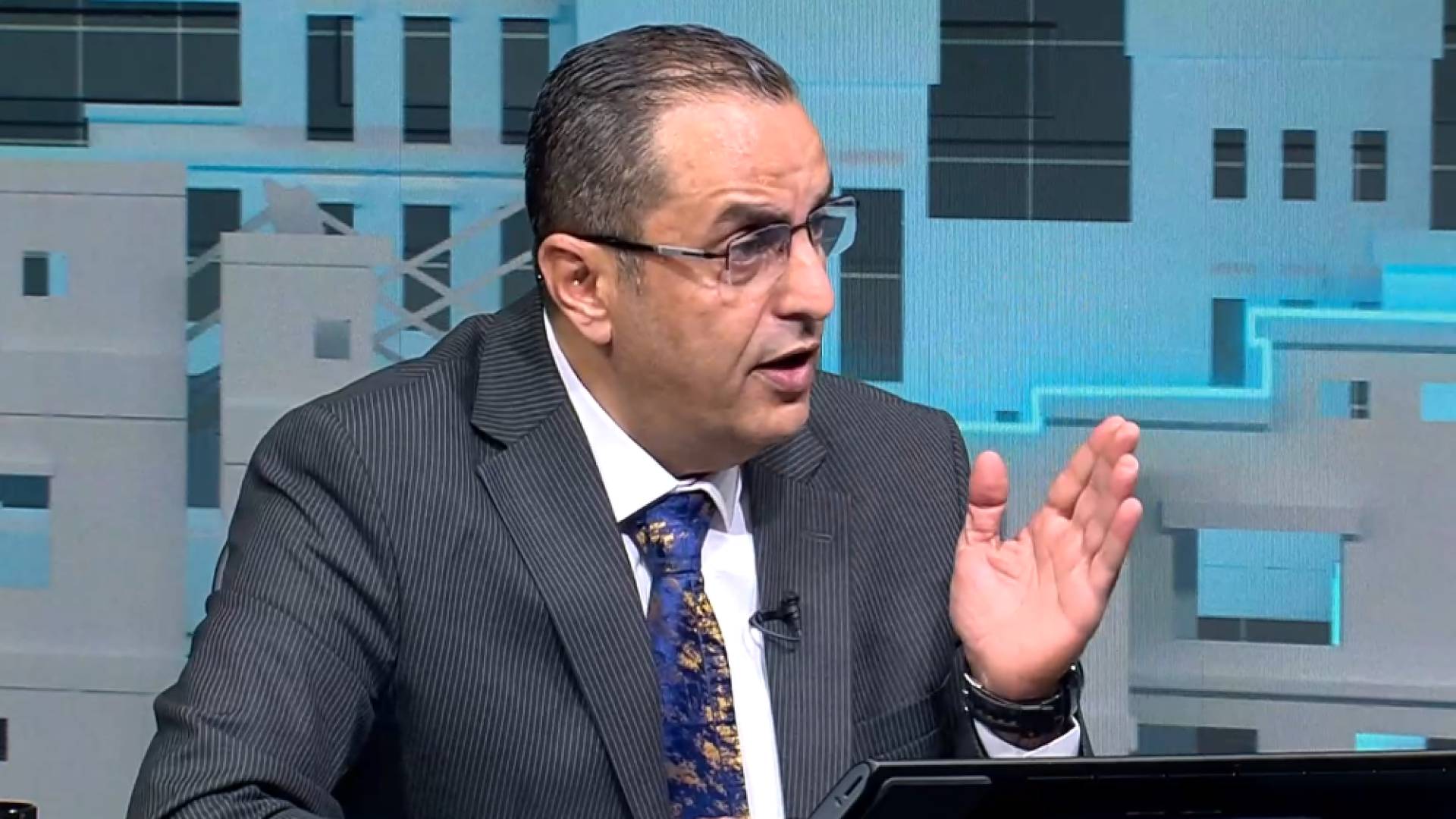 الخبير العسكري نضال أبو زيد