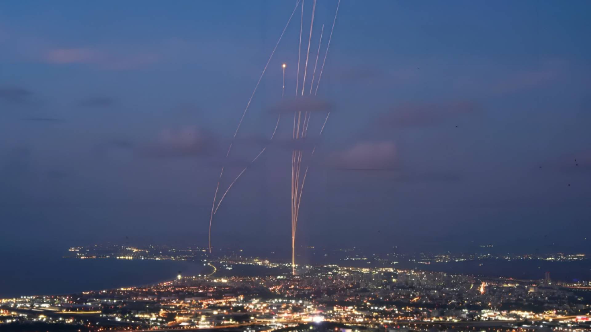 صواريخ اطلقت من لبنان استهدفت كيان الاحتلال