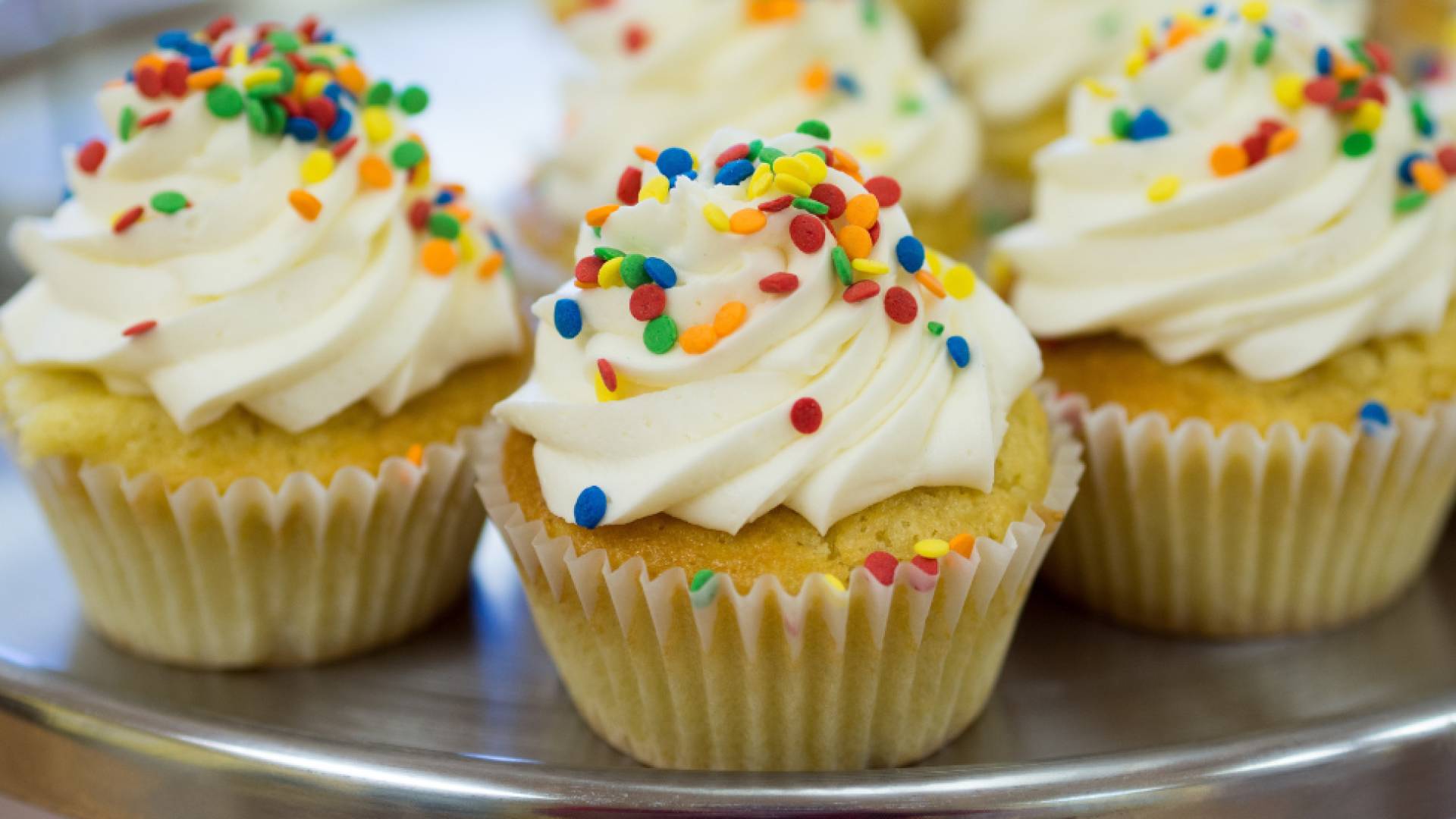 توضيح من "الغذاء والدواء" بخصوص فيديو منتج الكيك في الأردن