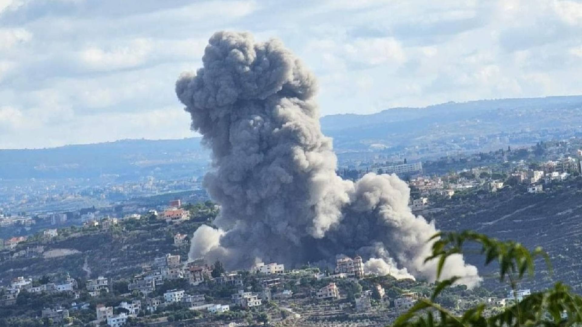 الاحتلال يرتكب مجزرة في بلدة الخضر في لبنان