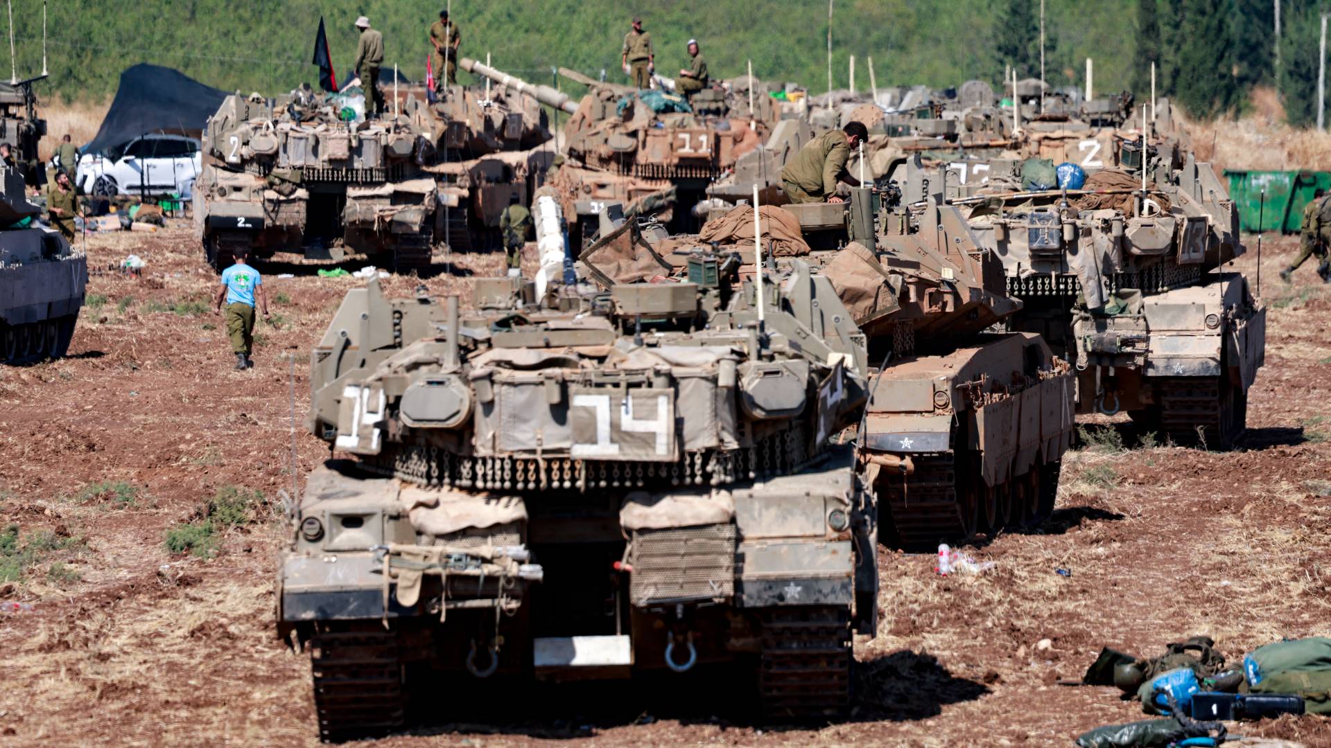 انتشار دبابات الاحتلال في الجليل الأعلى قرب الحدود مع لبنان