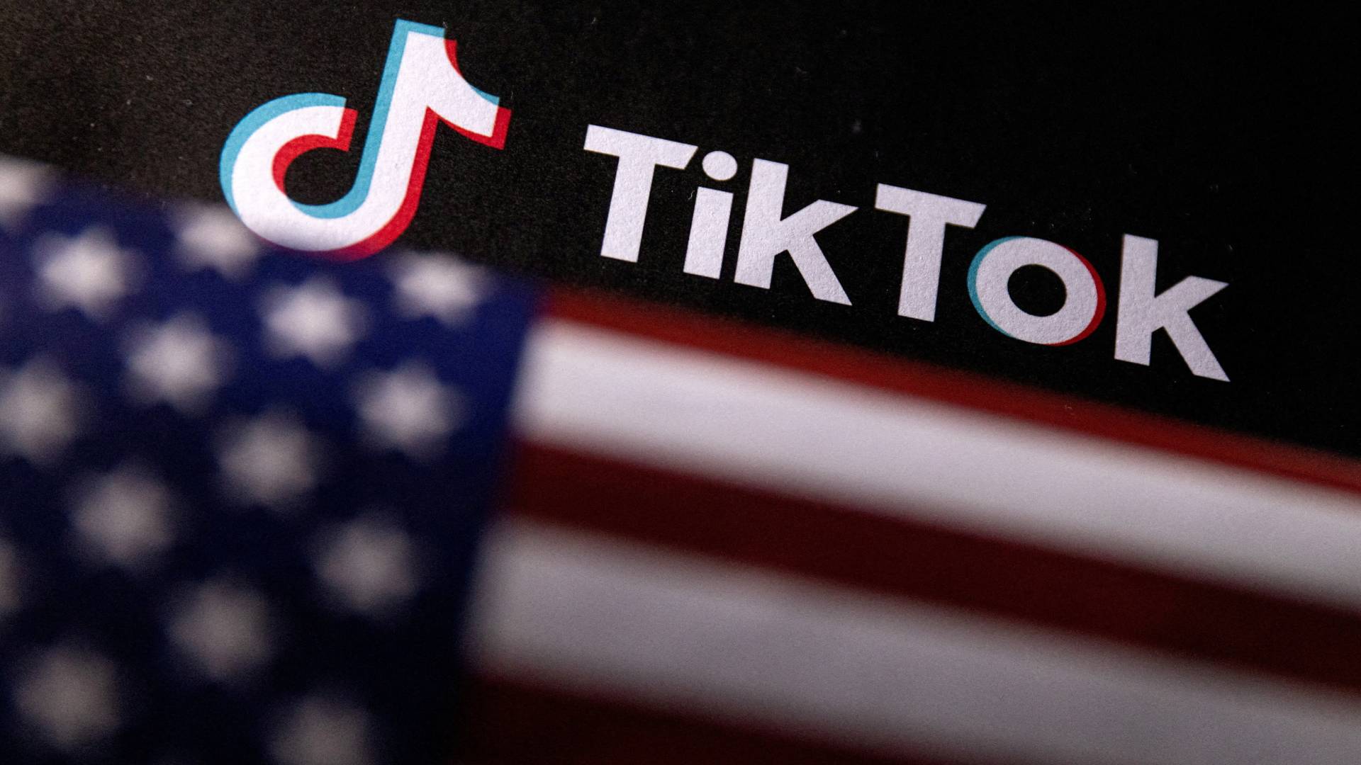 14 ولاية أمريكية تقاضي "تيك توك".. ما القصة؟