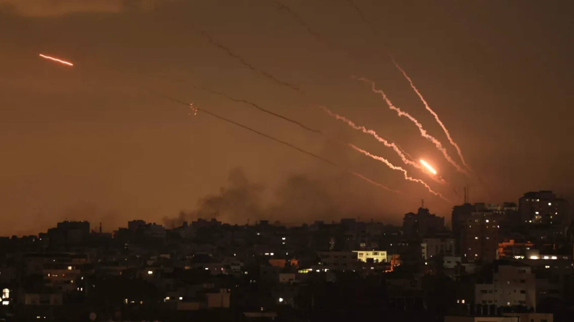 رشقات صاروخية