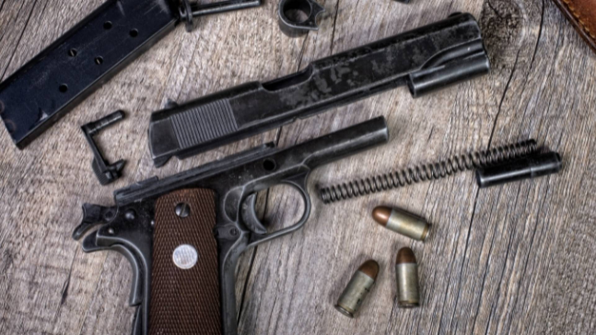 سلاح - تعبيرية