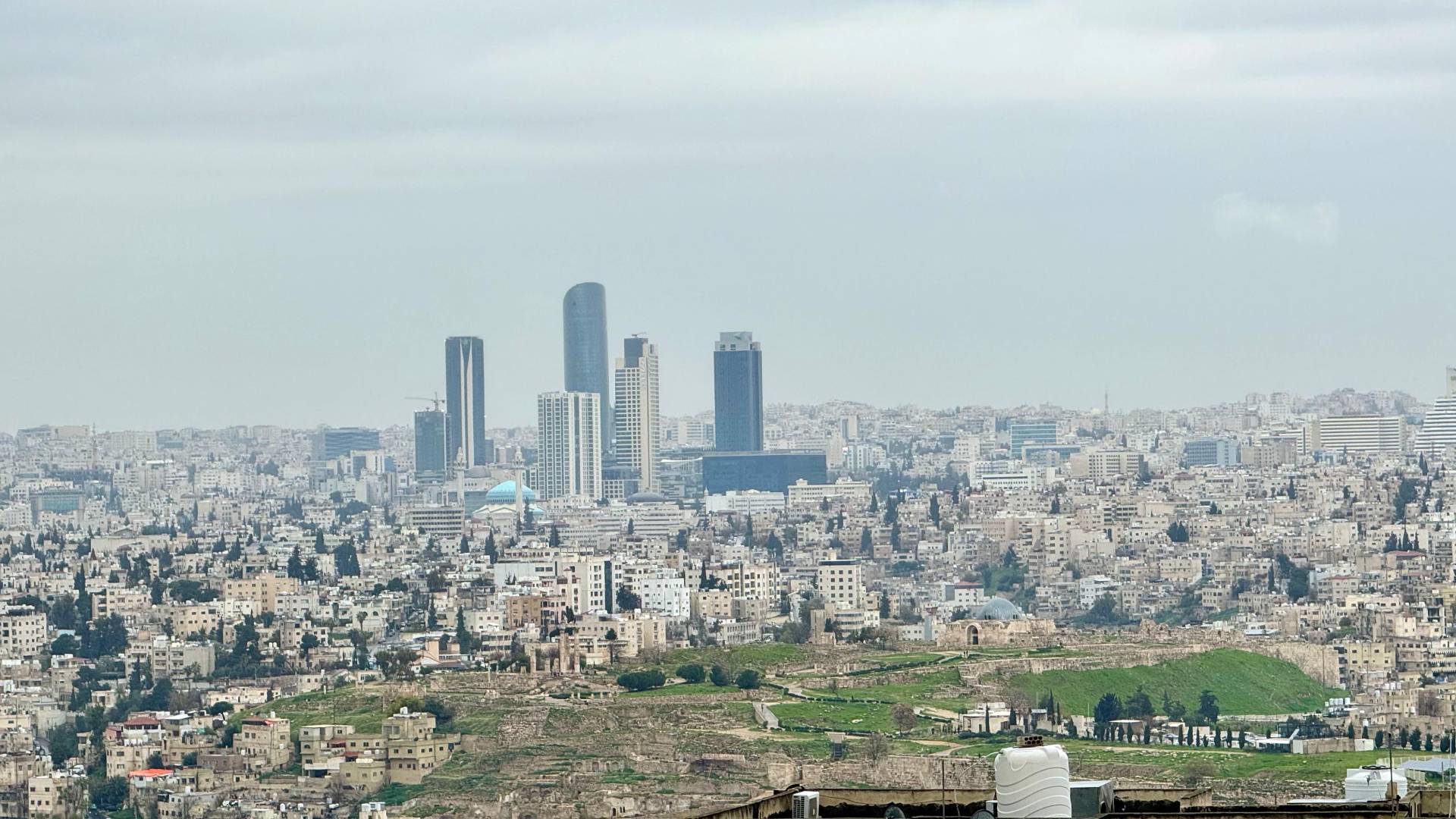 حرارة تصل إلى 10 درجات مئوية.. أجواء باردة قادمة إلى الأردن
