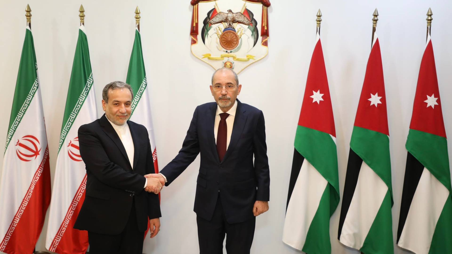 وزير الخارجية ونظيره الإيراني