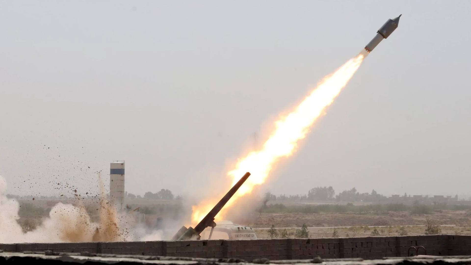 حزب الله يعلن قصفه بالصواريخ