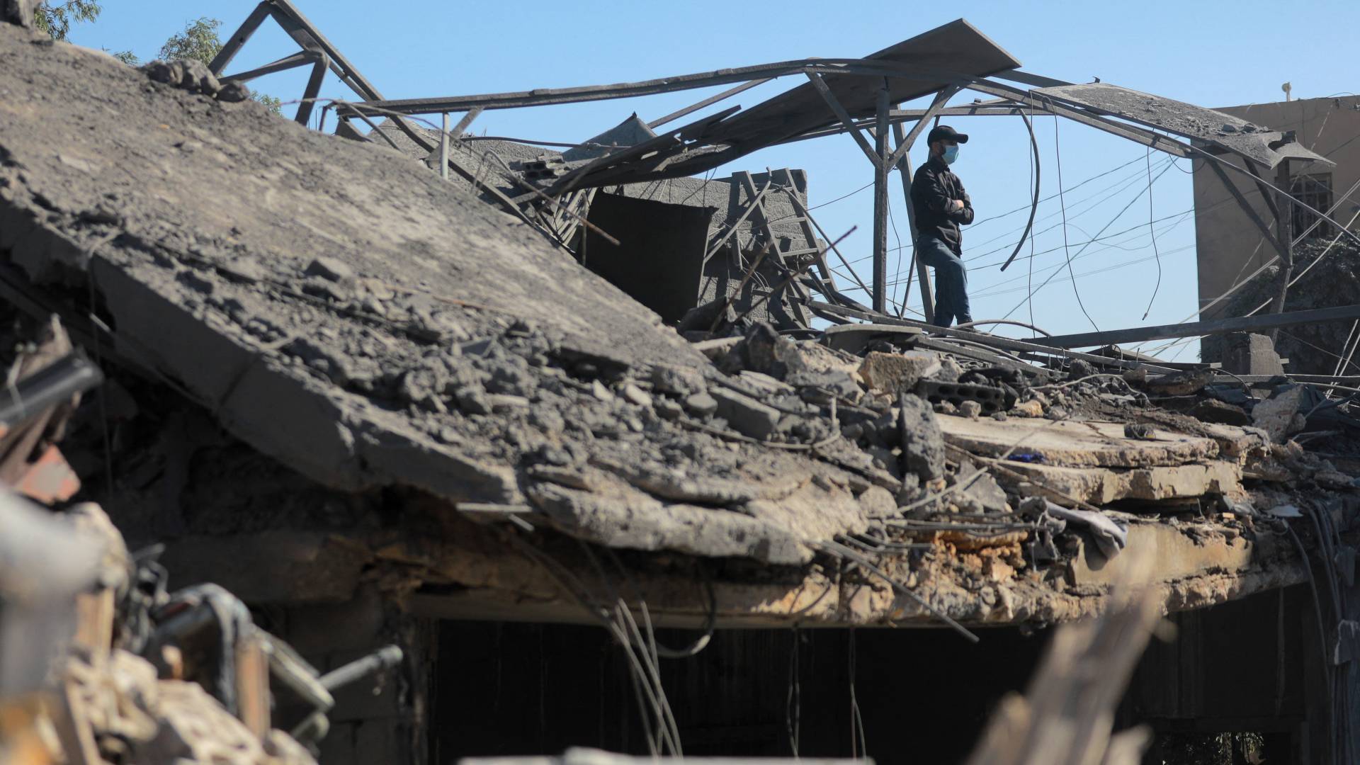 آثار الدمار في لبنان