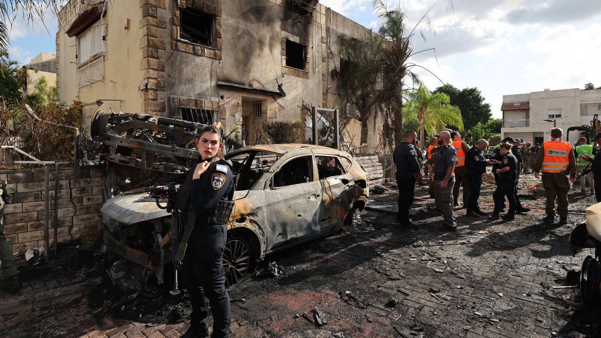 سقوط صواريخ من لبنان على مناطق في فلسطين المحتلة