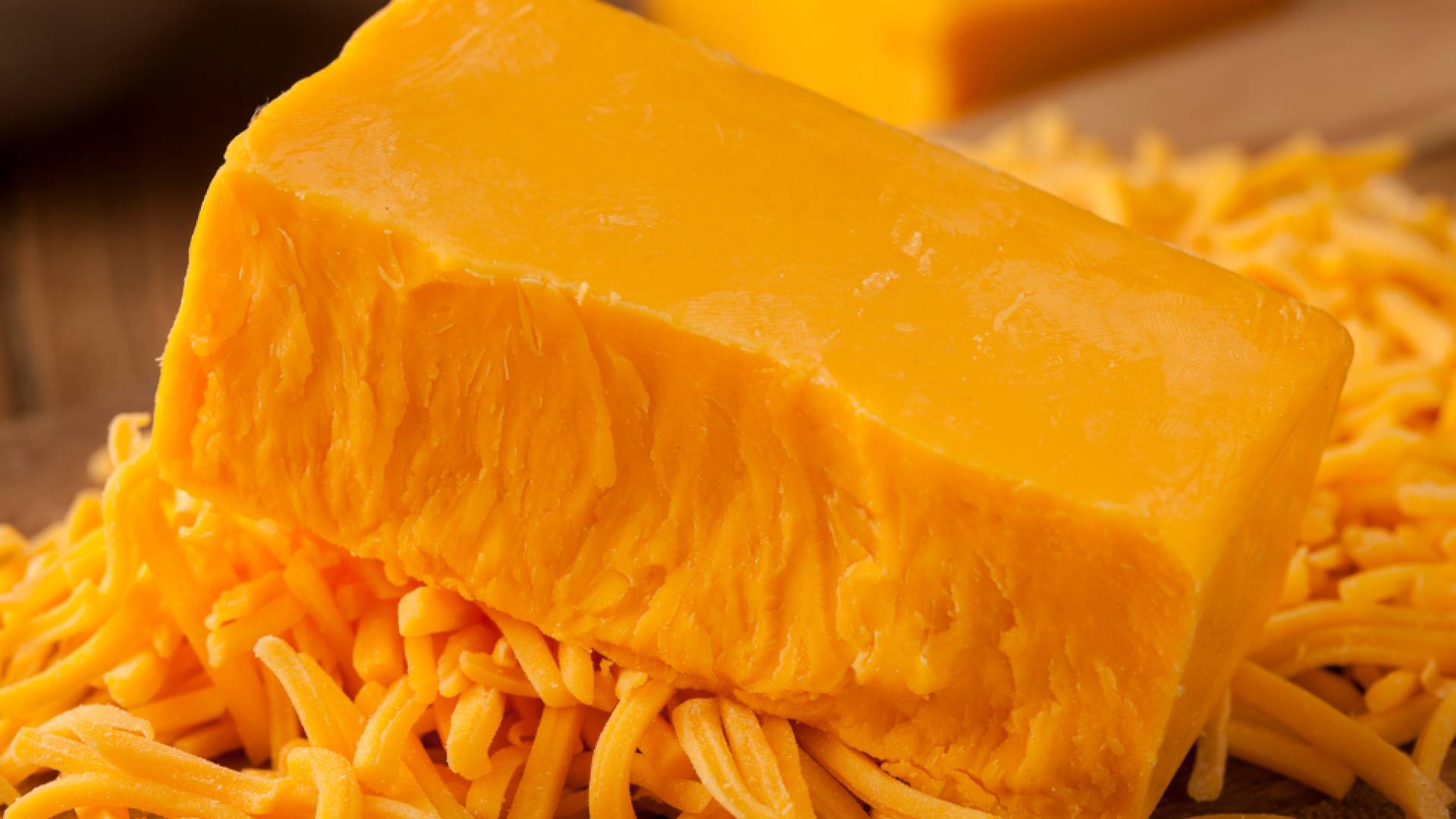 محتالون يسرقون 22 طنا من جبنة "التشيدر" في بريطانيا