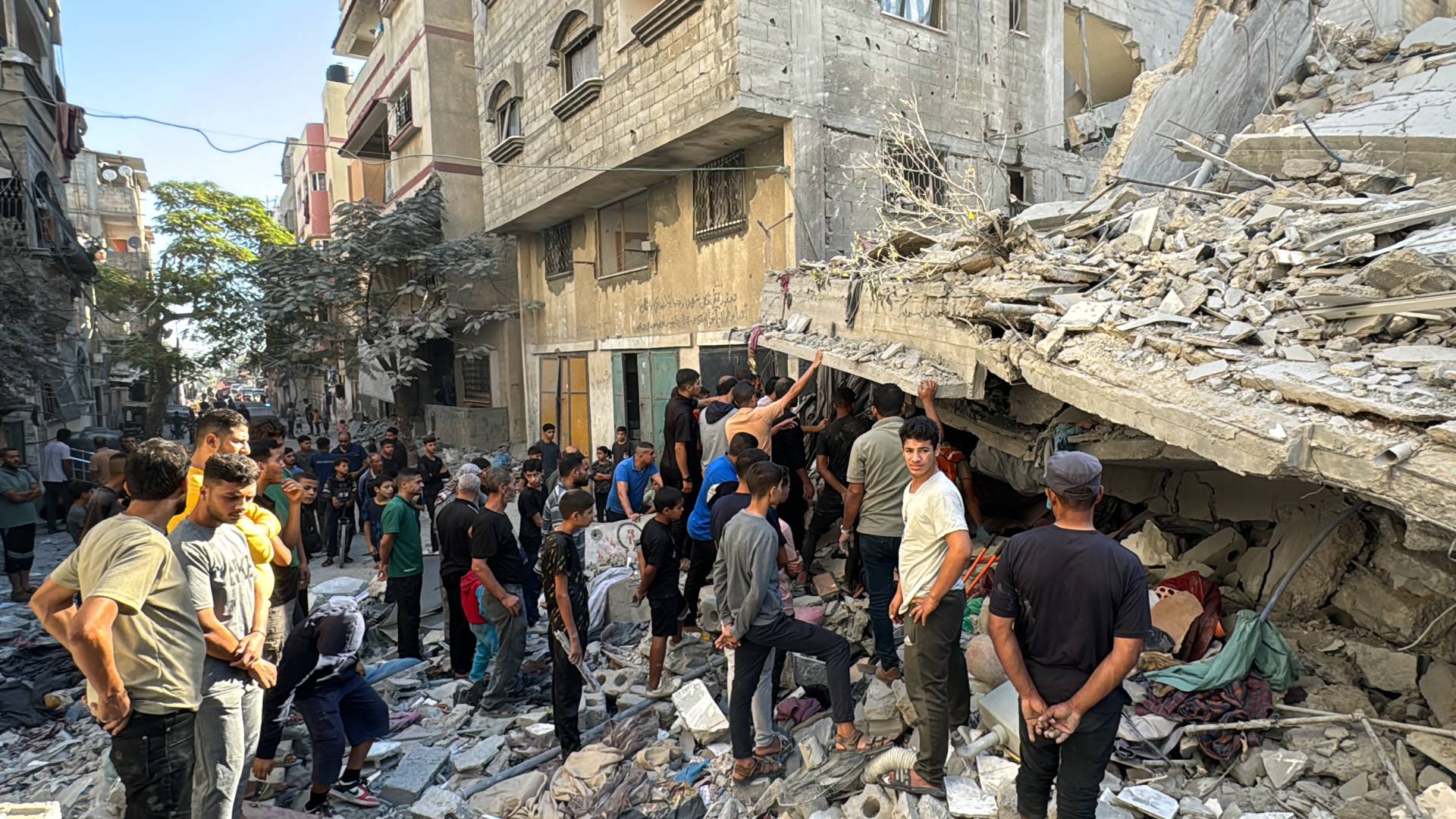 الخارجية: استهداف المدنيين يعكس العدوانية المستمرة في ارتكاب جرائم الحرب بحق الفلسطينيين