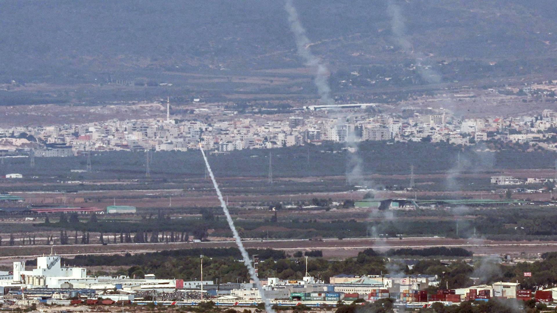 إطلاق صواريخ "أرشيفية"