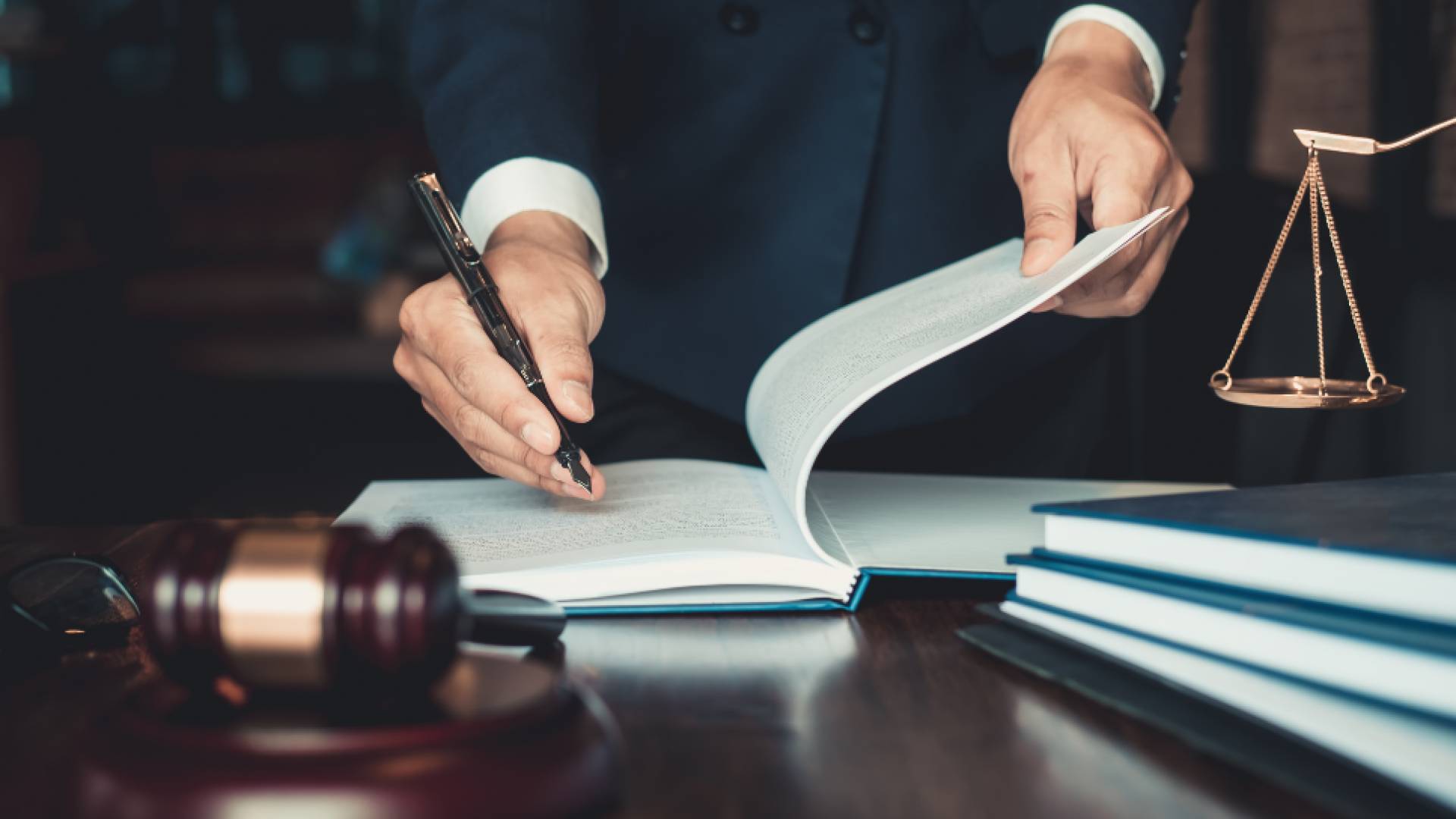 حكم قضائي بحق تاجر مخدرات عبر الحدود الأردنية السورية