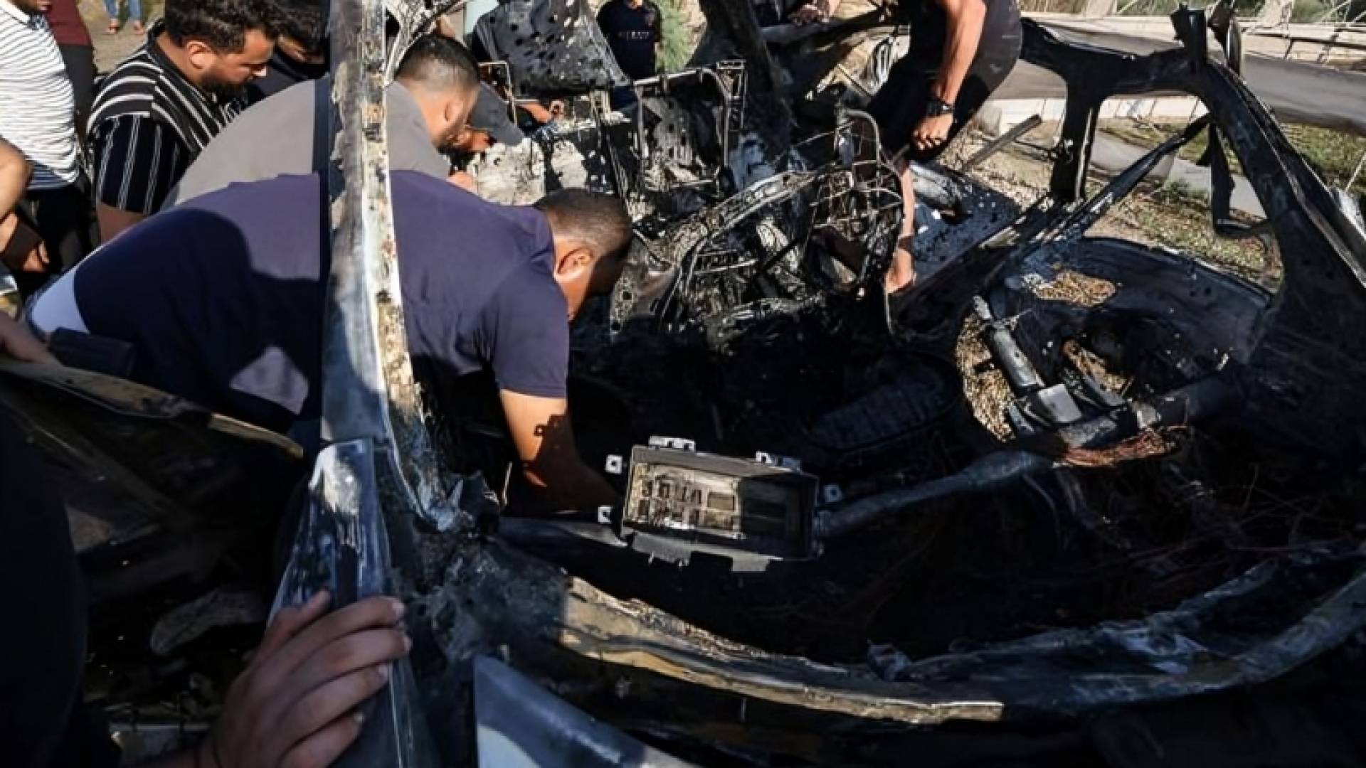 قصف مركبة "أرشيفية"