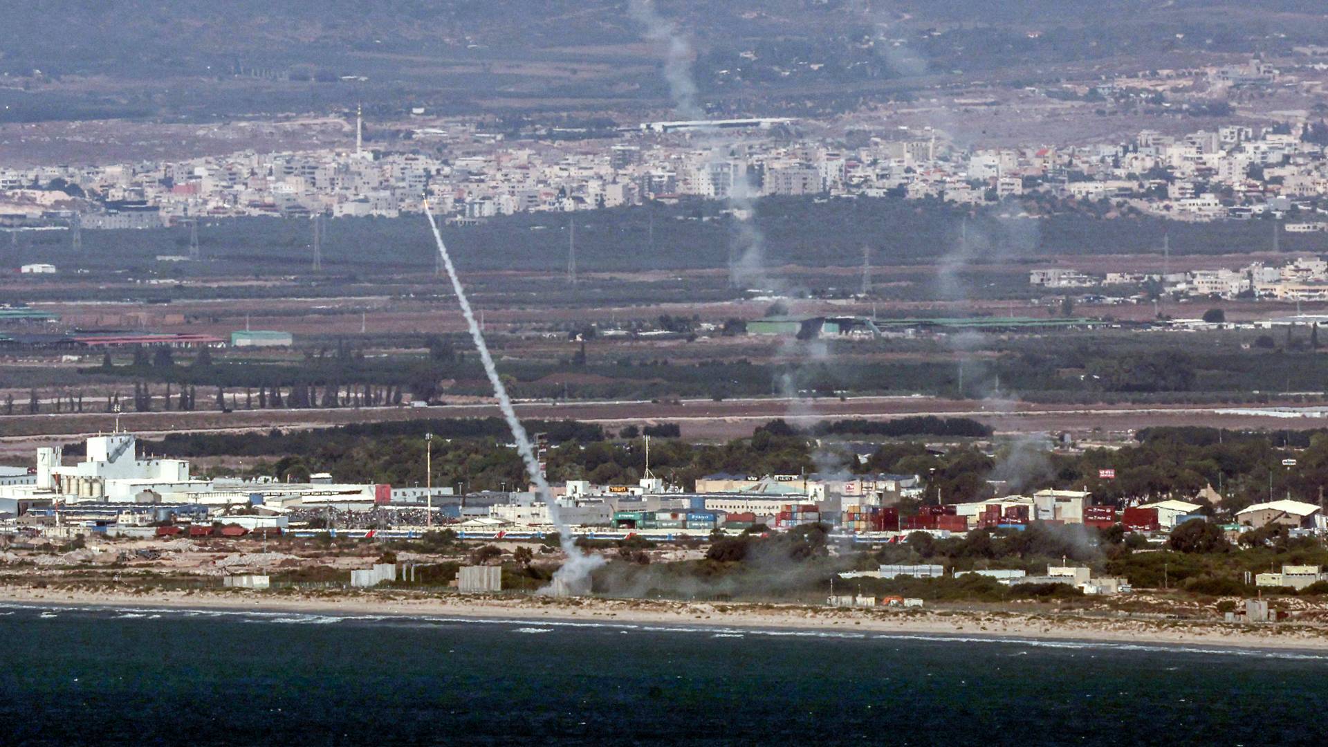 إطلاق صواريخ "أرشيفية"