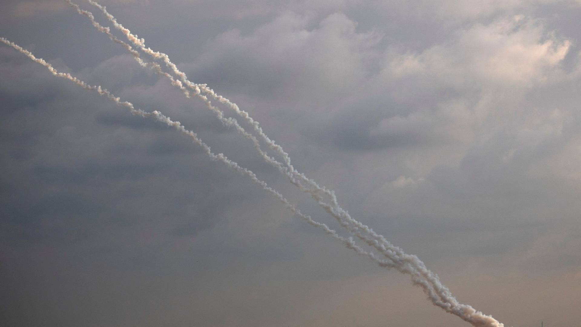 رشقة صاروخية من لبنان