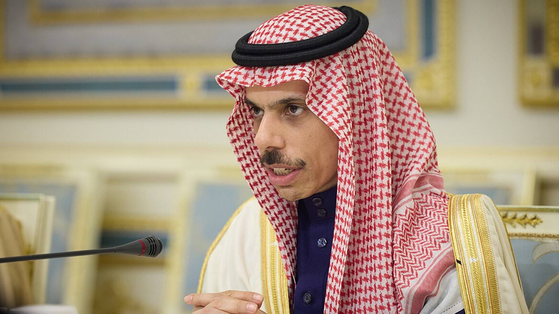 وزير الختارجية السعودي الأمير فيصل بن فرحان
