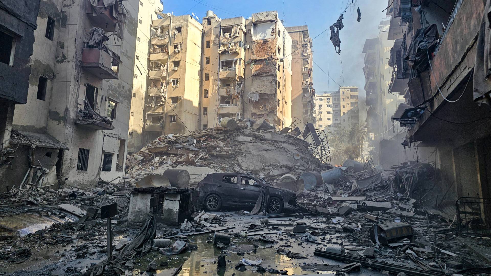 غارة للاحتلال تستهدف ضاحية بيروت الجنوبية