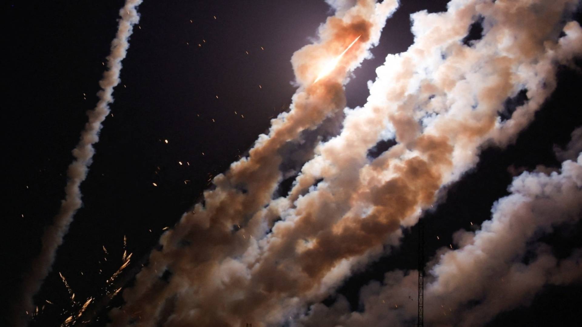 رشقات صاروخية