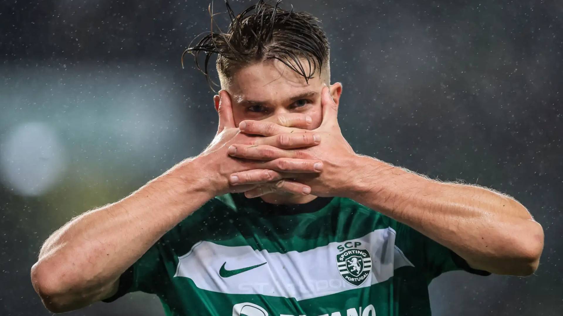 المهاجم السويدي فيكتور جيوكيريس