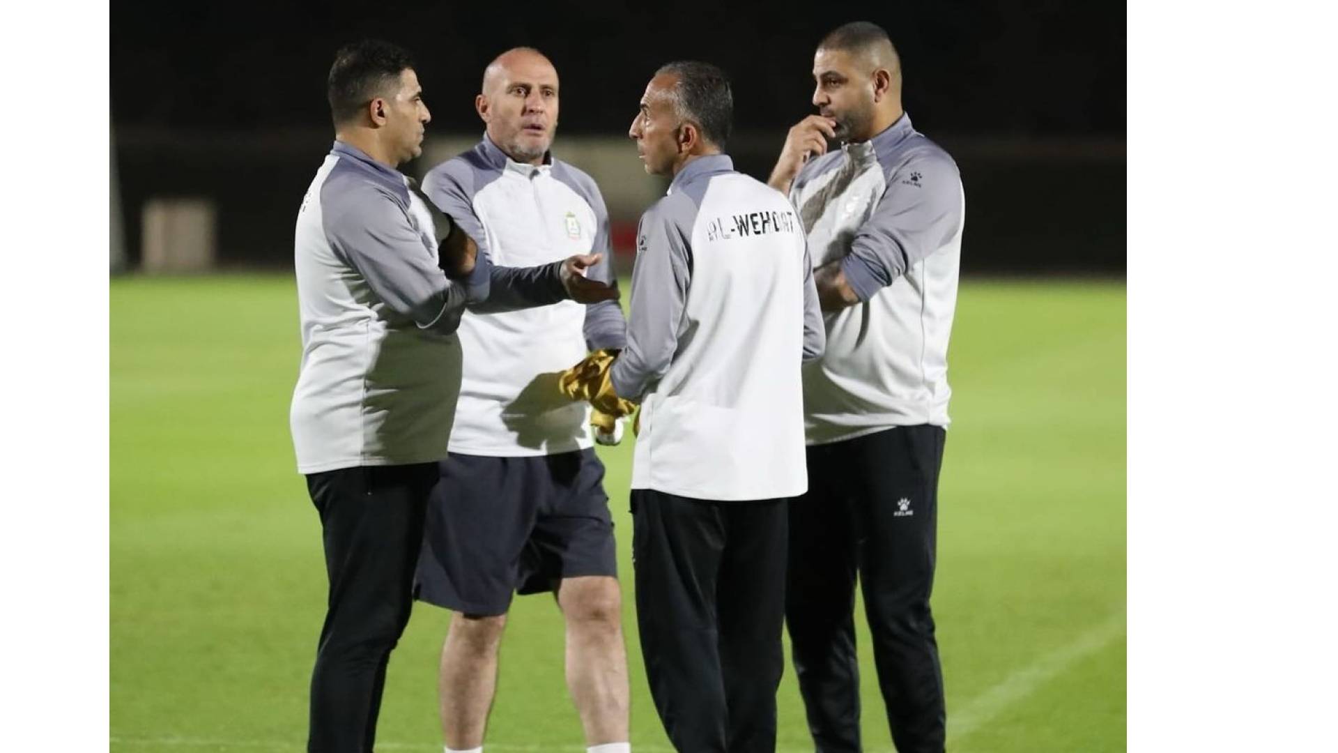 الجهاز الفني لنادي الوحدات