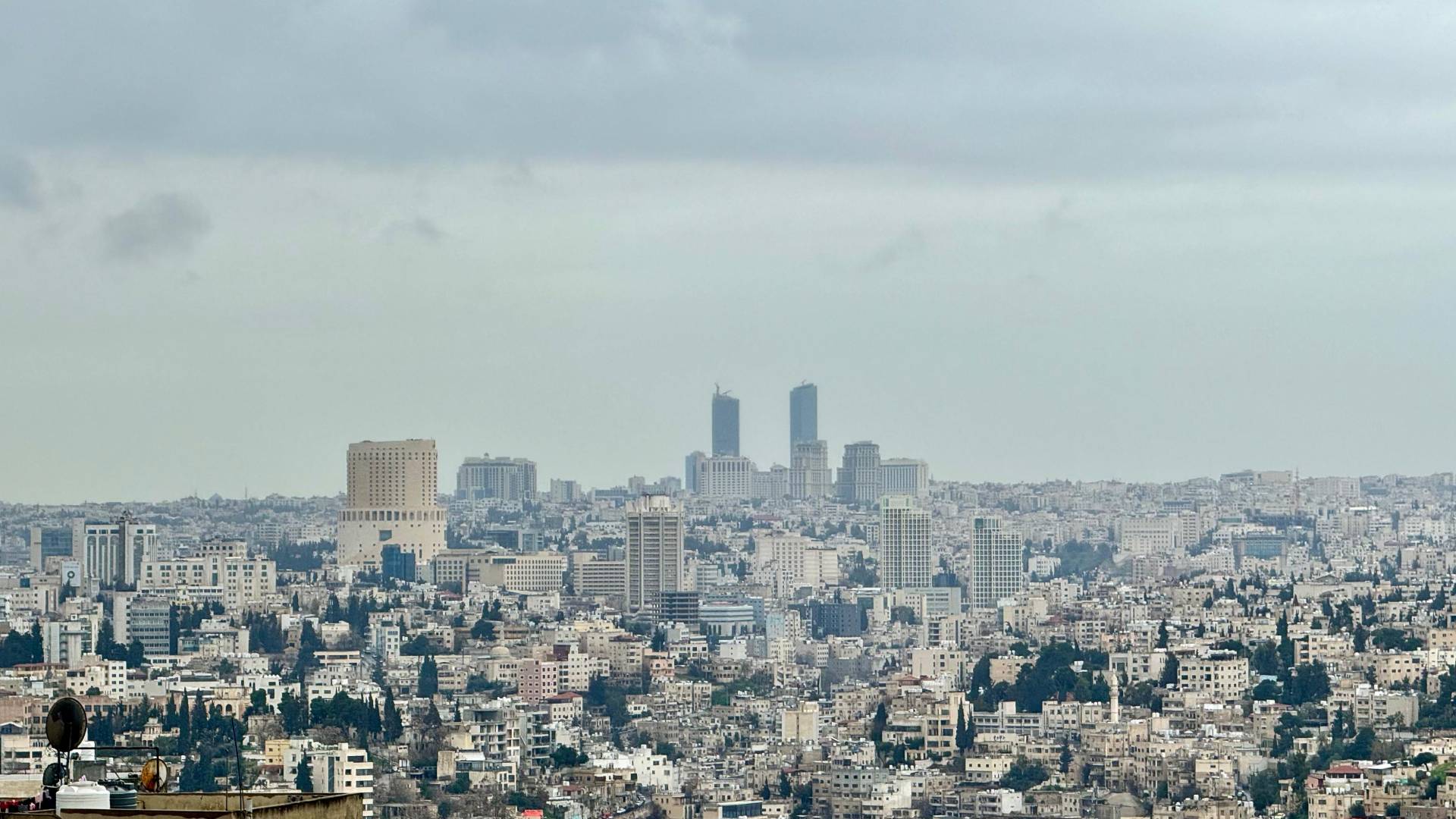 الشاكر يحذر من حالة الطقس المتوقعة الليلة في الأردن - فيديو