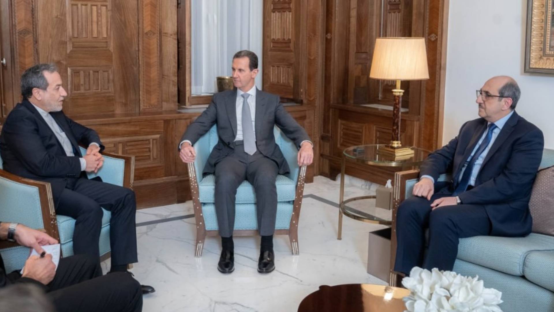 الرئيس السوري بشار الأسد يستقبل وزير الخارجية الإيراني