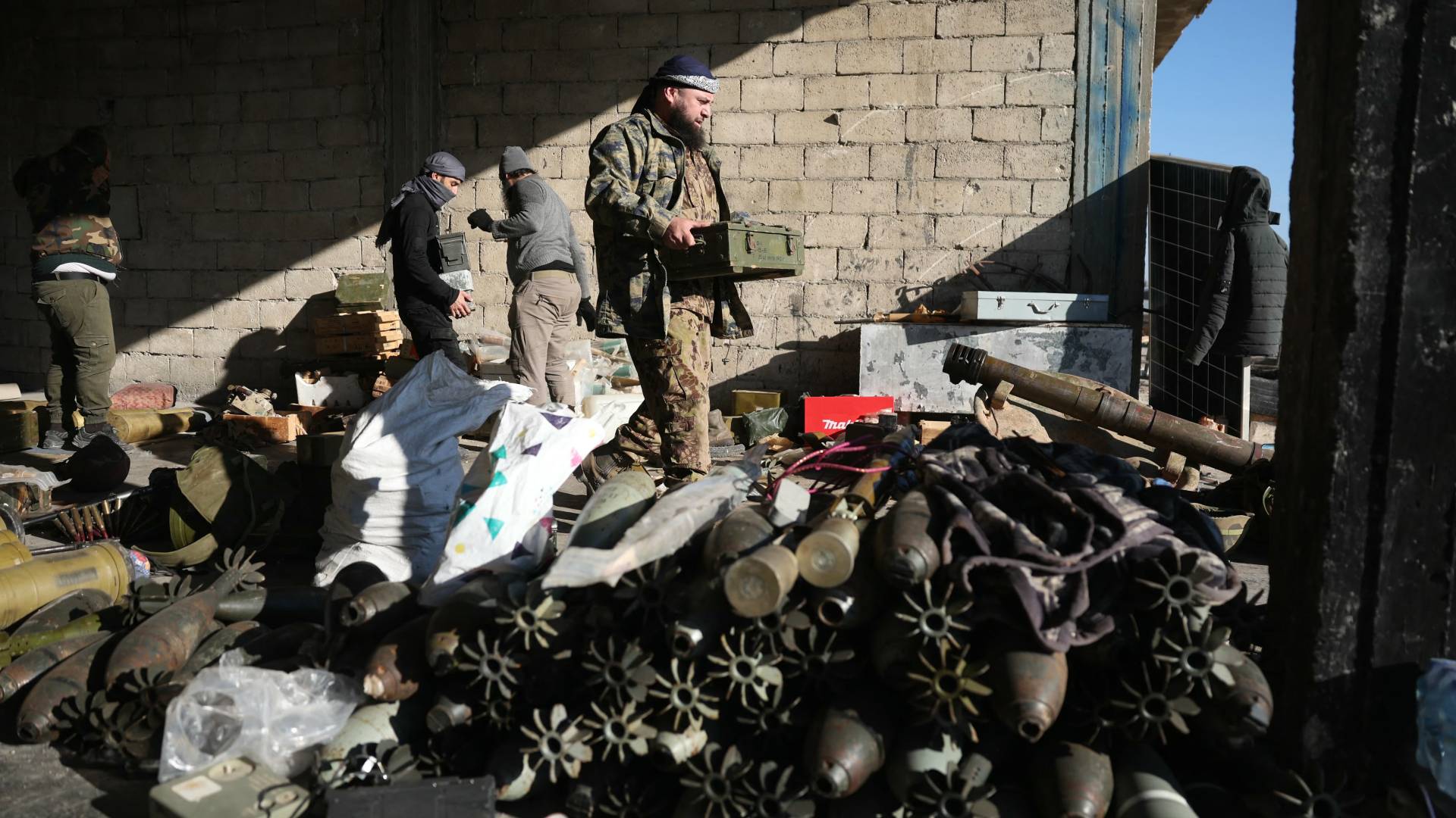 جماعة مسلحة في إدلب شمال غربي سوريا