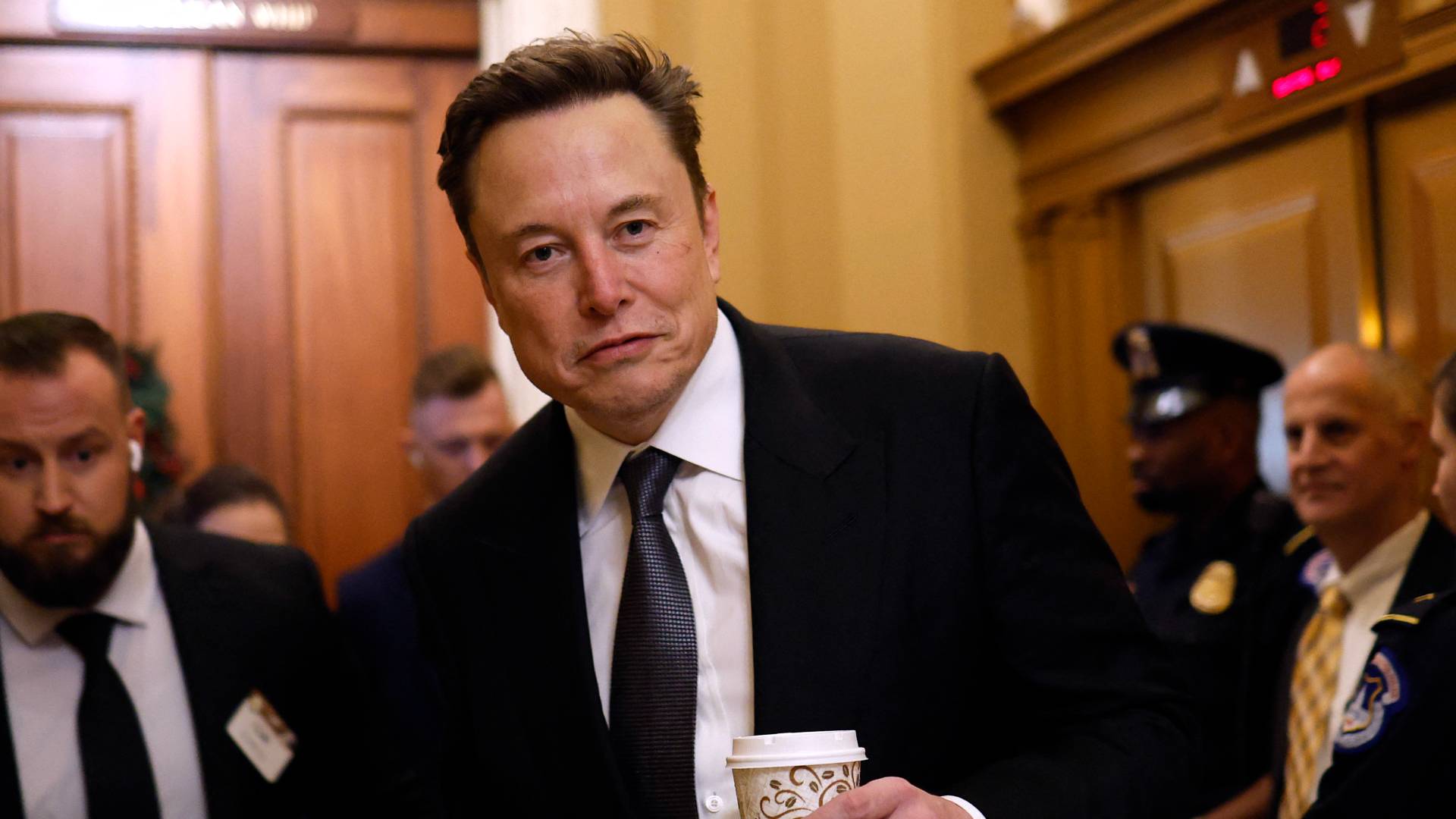 رجل الأعمال الأمريكي إيلون ماسك