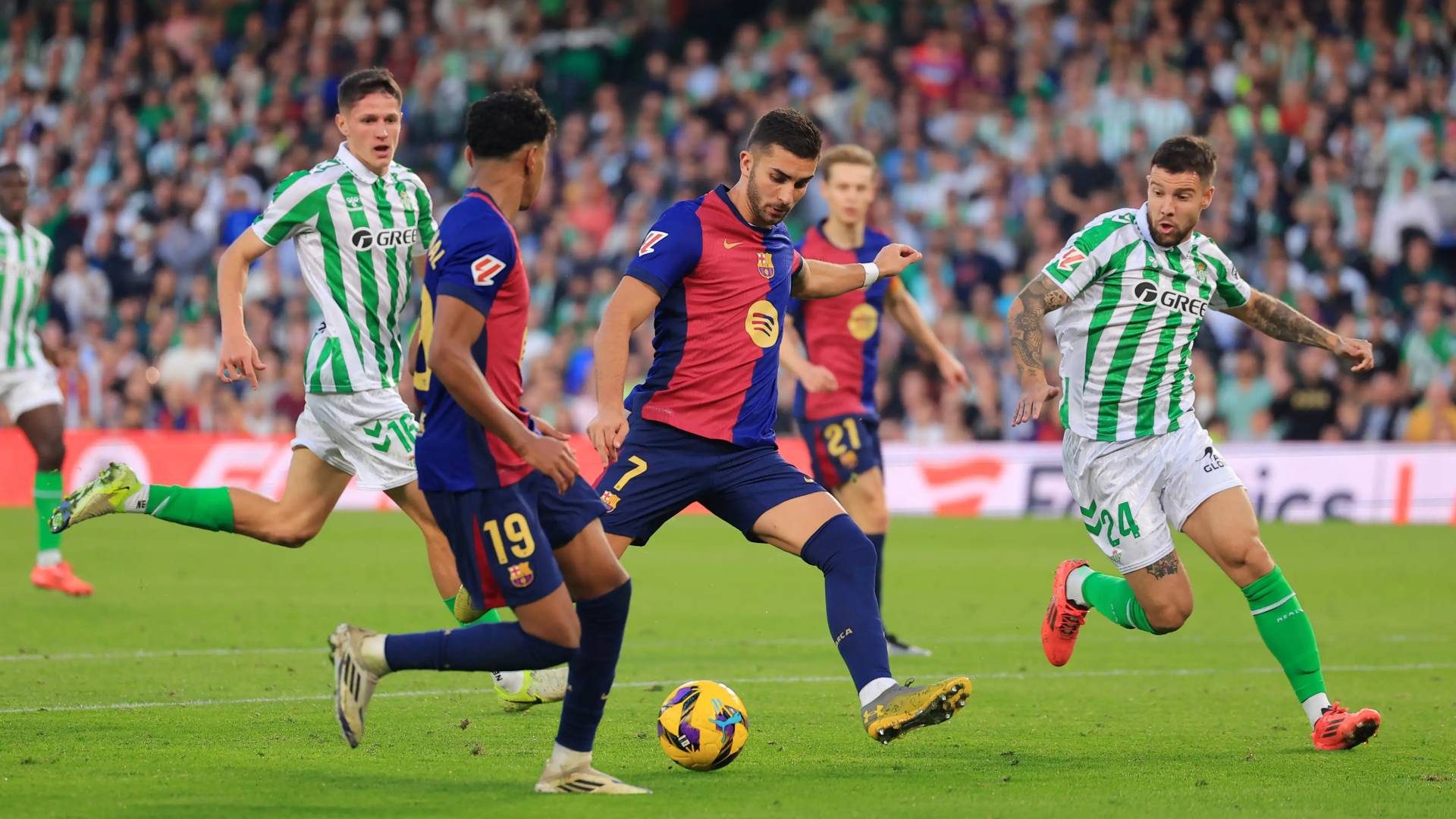 برشلونة وريال بيتيس