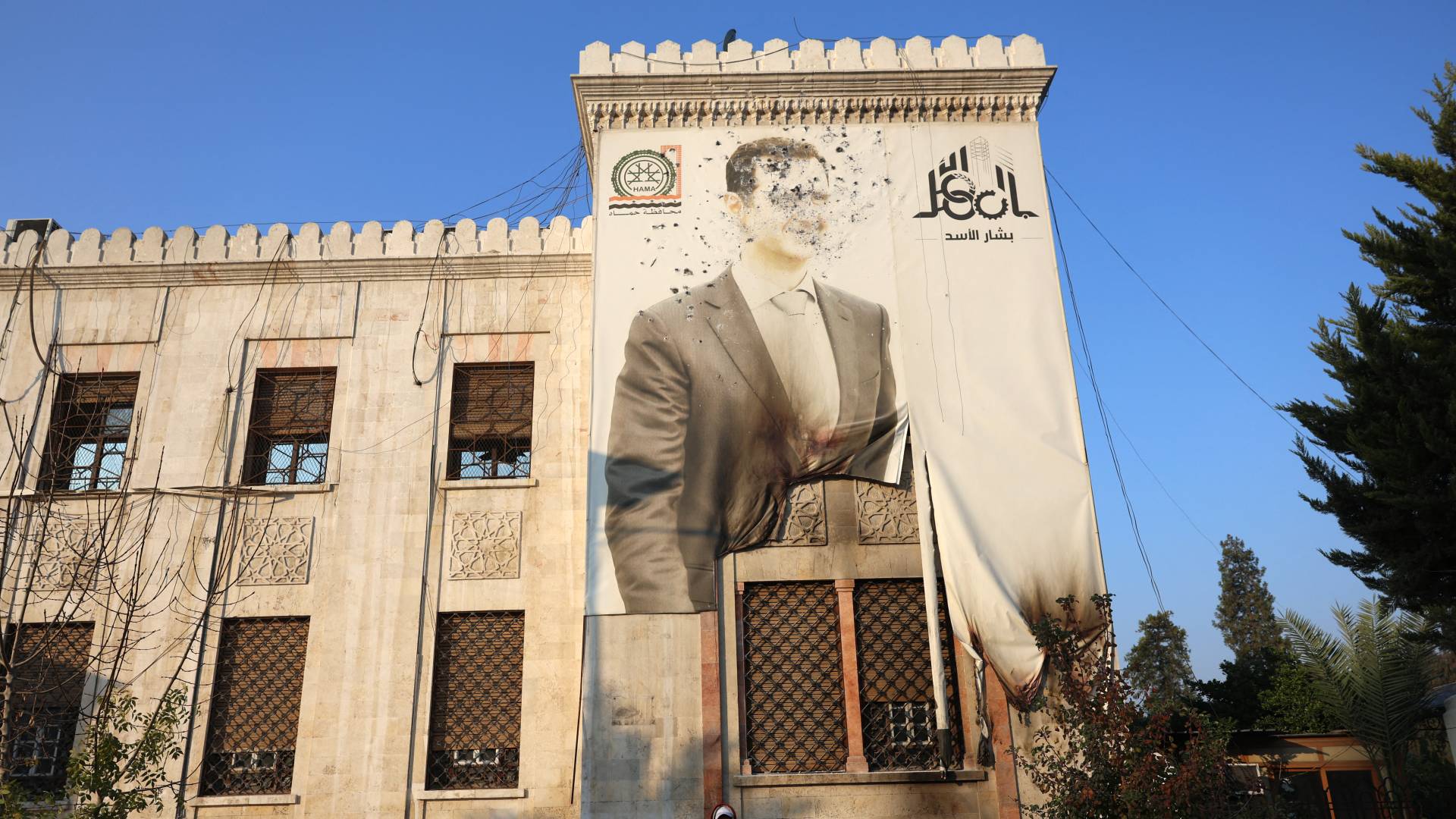 صور ة لبشار الأسد في سوريا