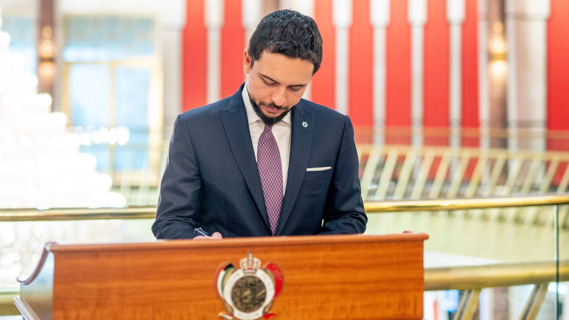 سمو الأمير الحسين بن عبدالله الثاني ولي العهد