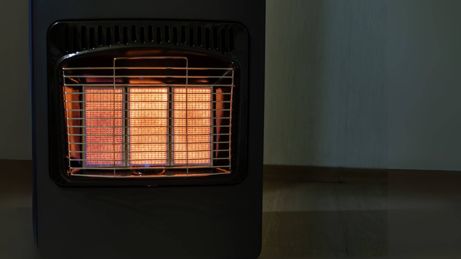 صورة تظهر مدفئة تعمل على الغاز