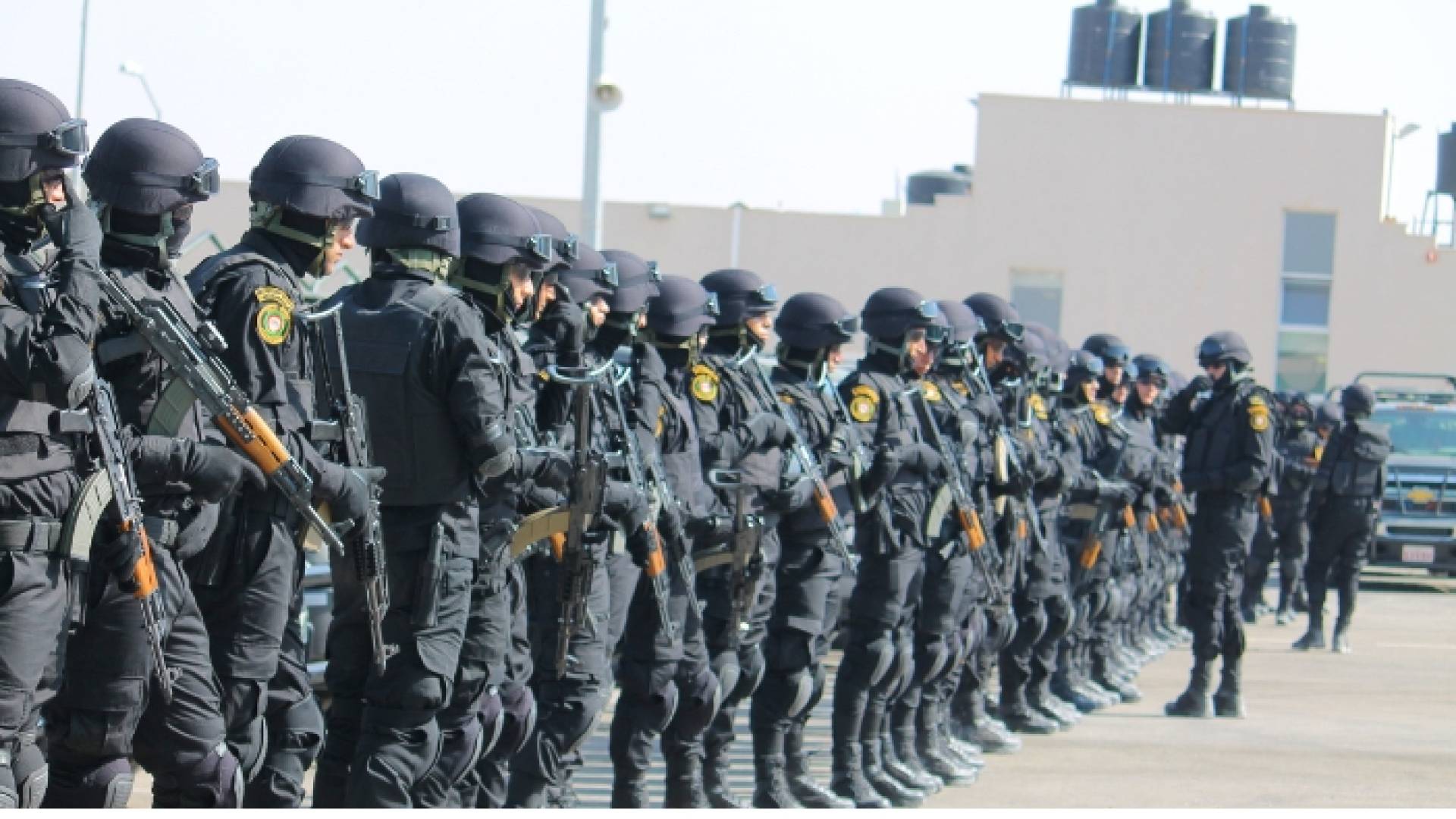 عناصر من الامن الفلسطيني