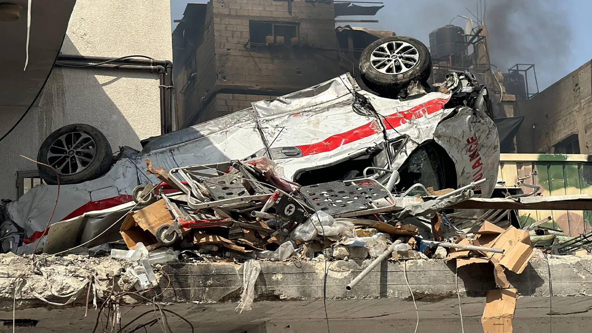 قصف مستشفى كمال عدوان