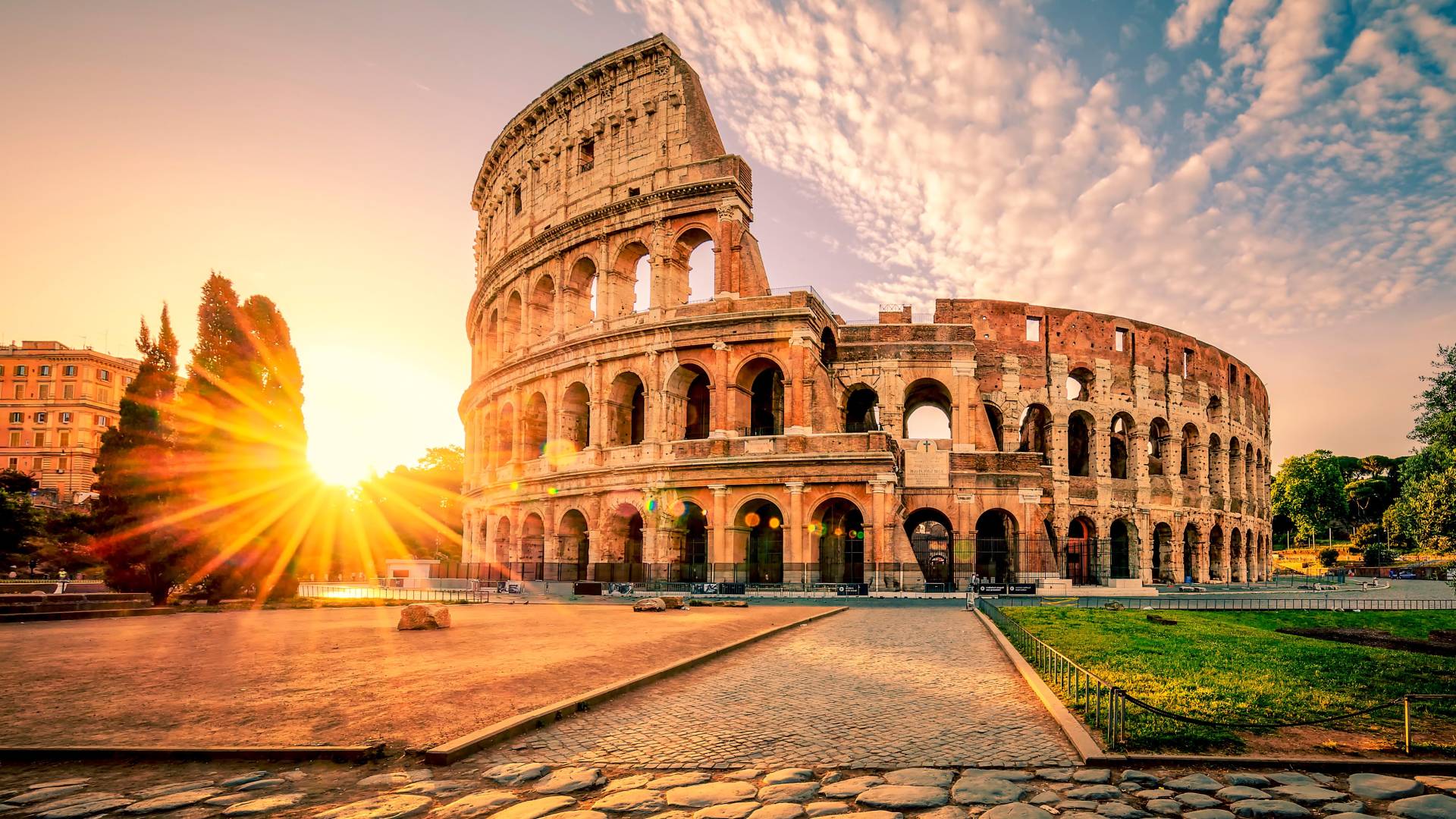 الكولوسيوم في روما - إيطاليا