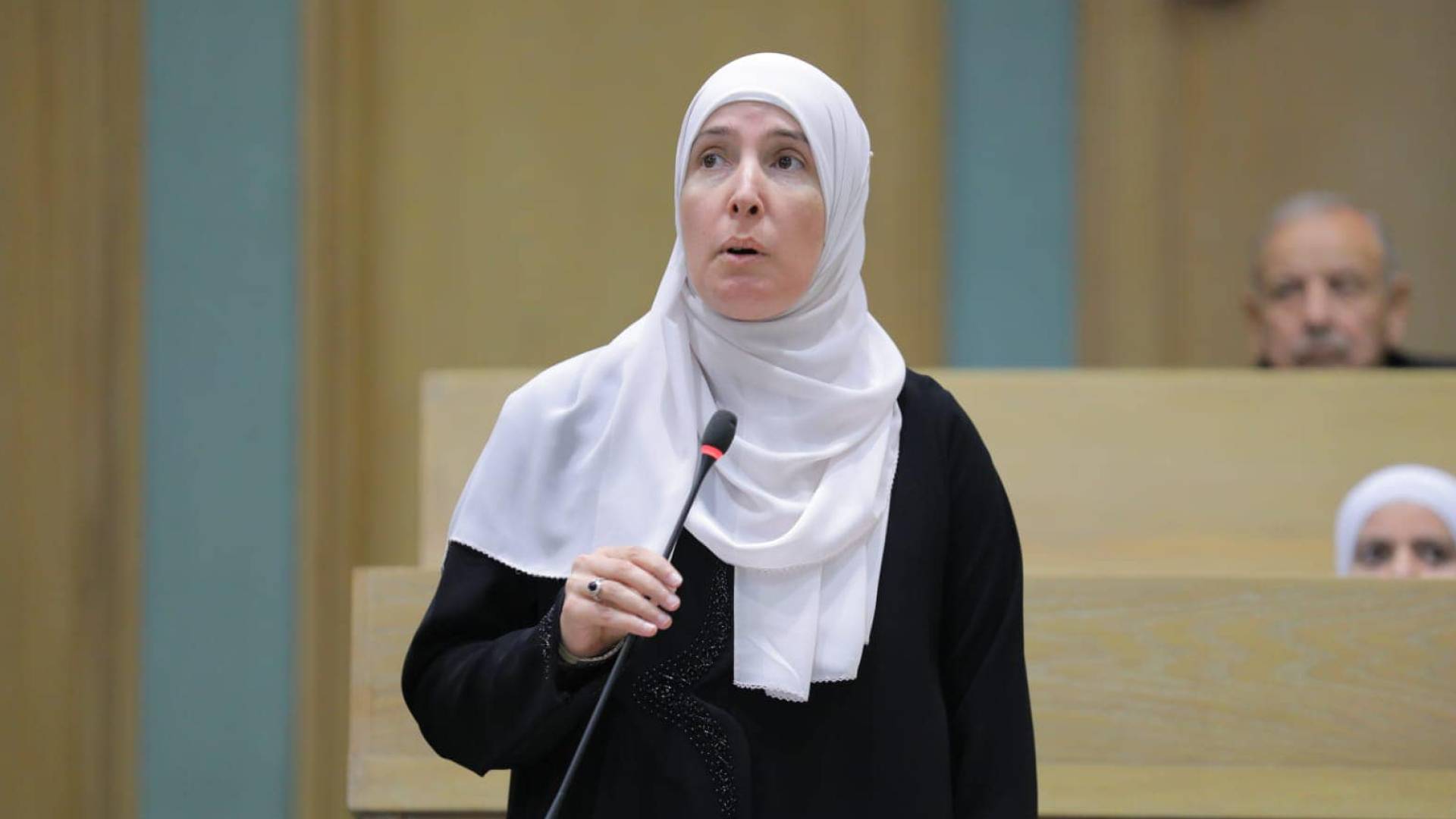 النائب م. راكين خلف أبو هنية