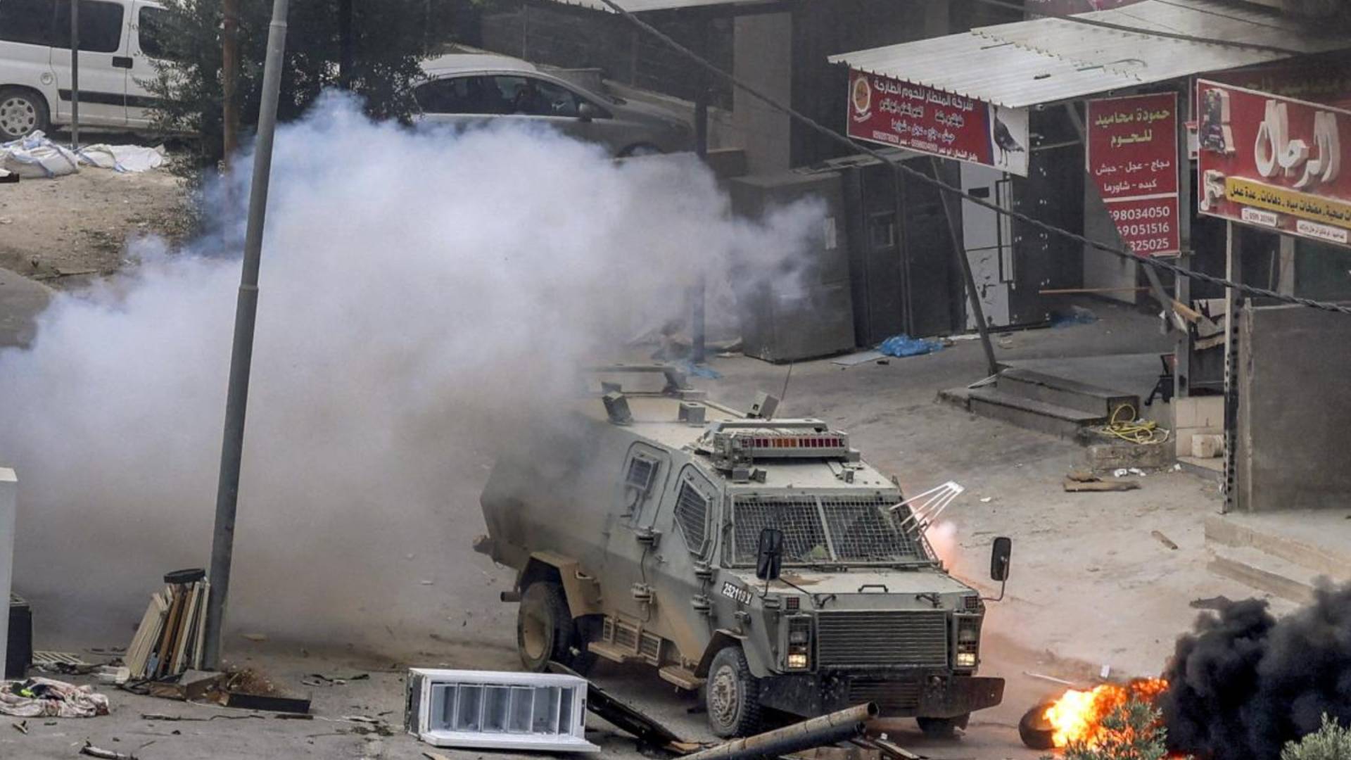 انفجار عبوة ناسفة بآلية للاحتلال