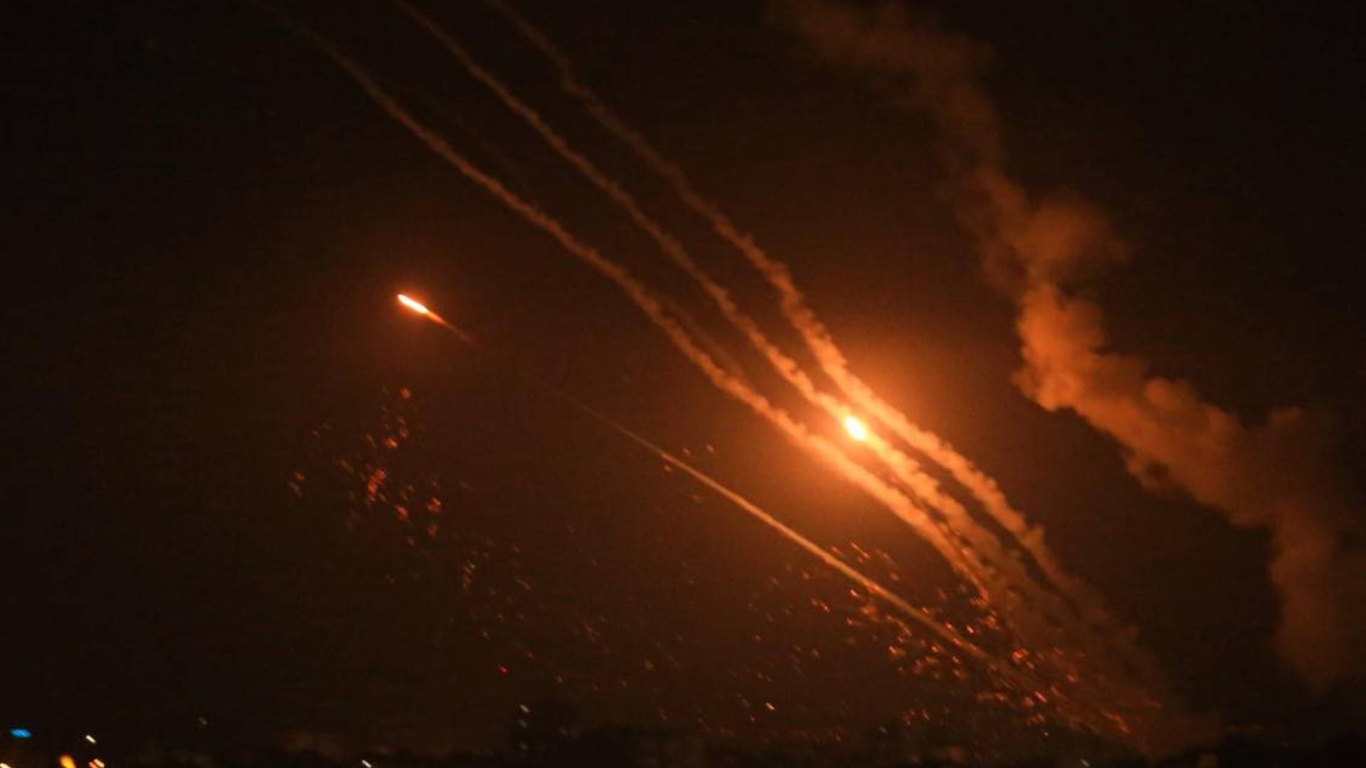 رشقات صاروخية "أرشيفية"