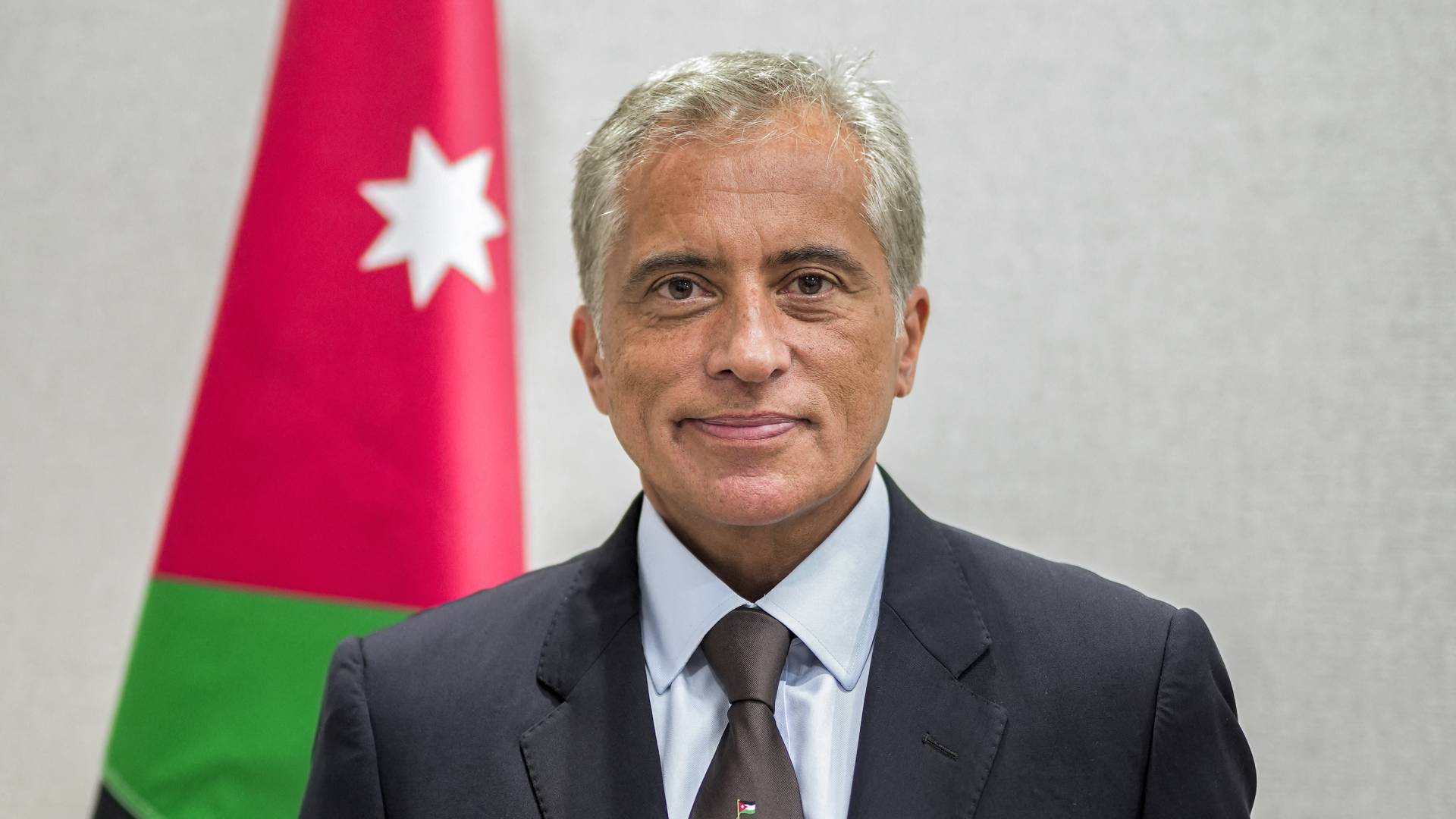 رئيس الوزراء جعفر حسان