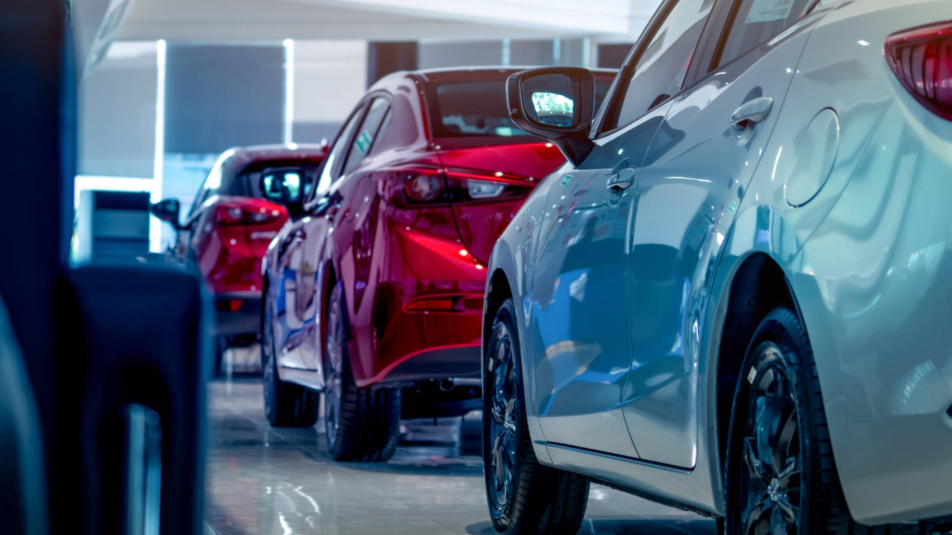 معرض سيارات "تعبيرية"