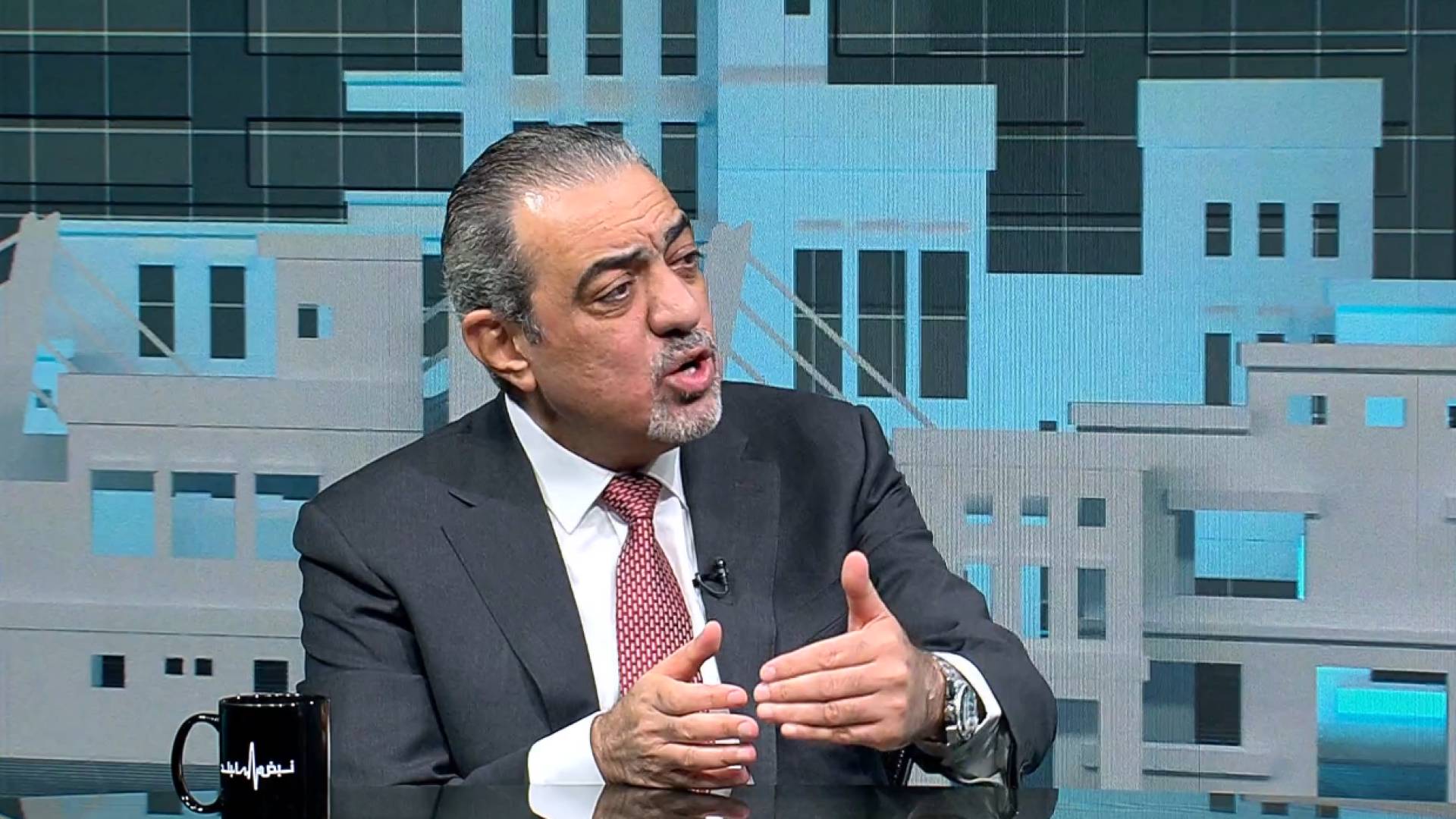 الوزير السابق سامر الطويل