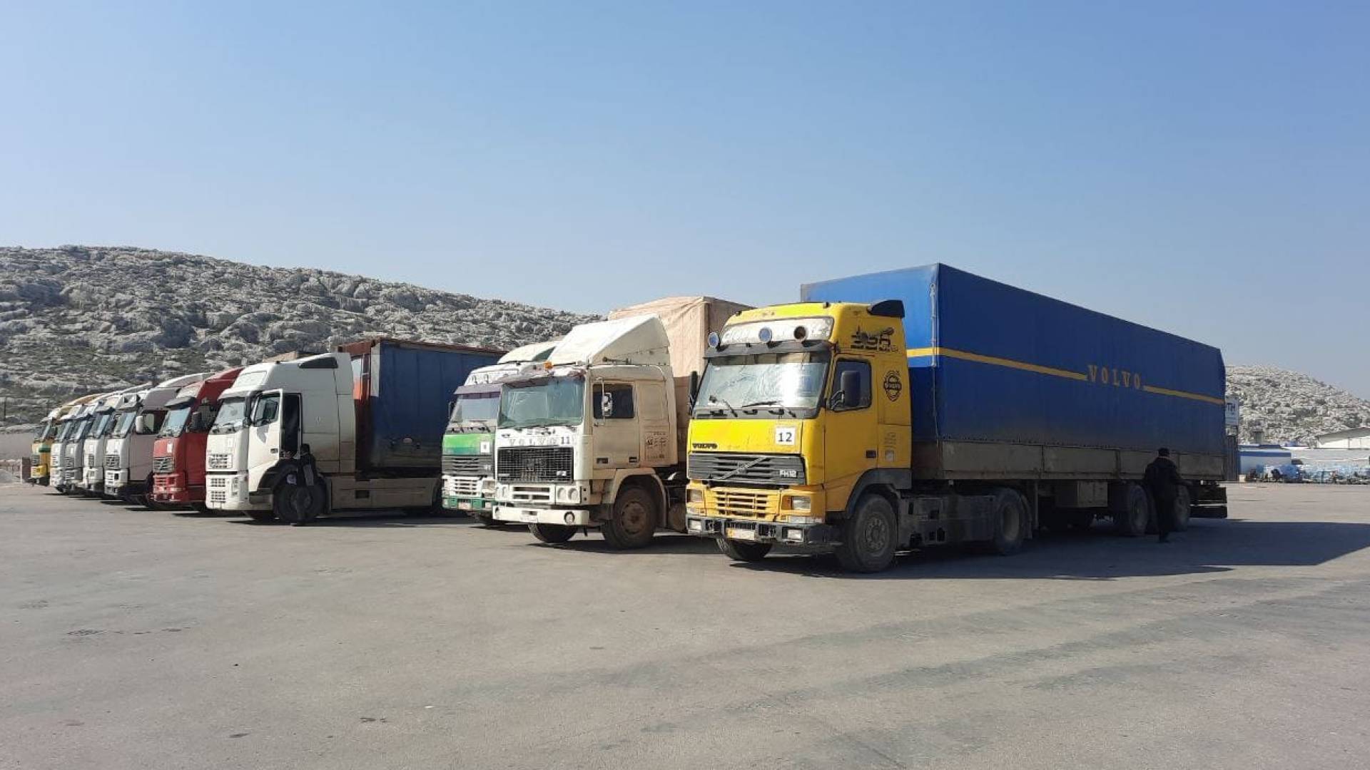 شاحنات مساعدات أردنية - أرشيفية
