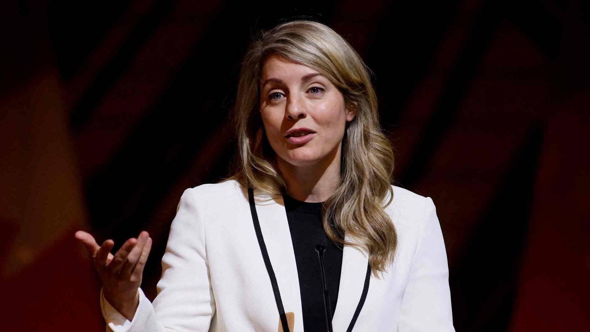 وزيرة خارجية كندا