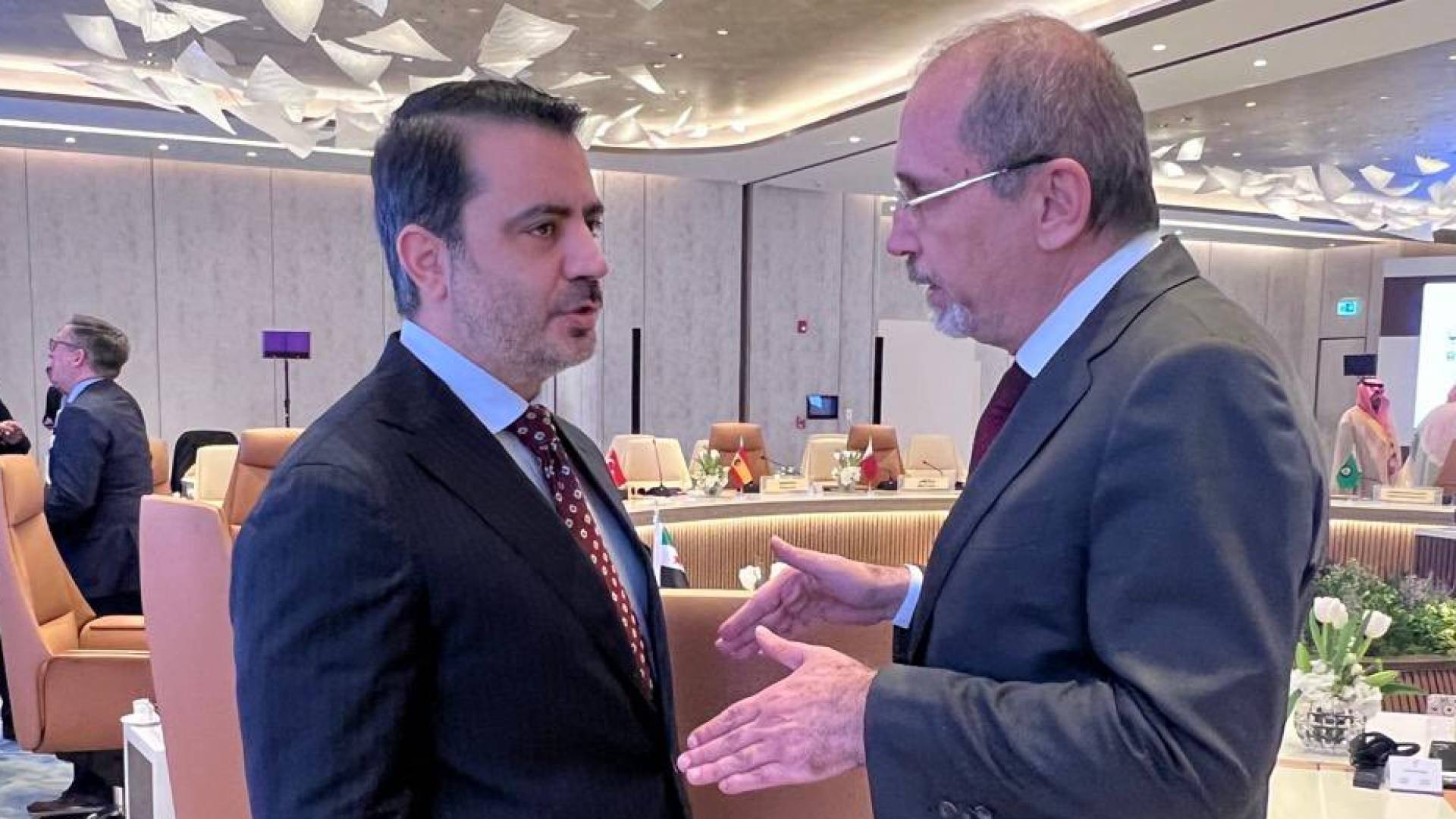 وزير الخارجية أيمن الصفدي ونظيره السوري
