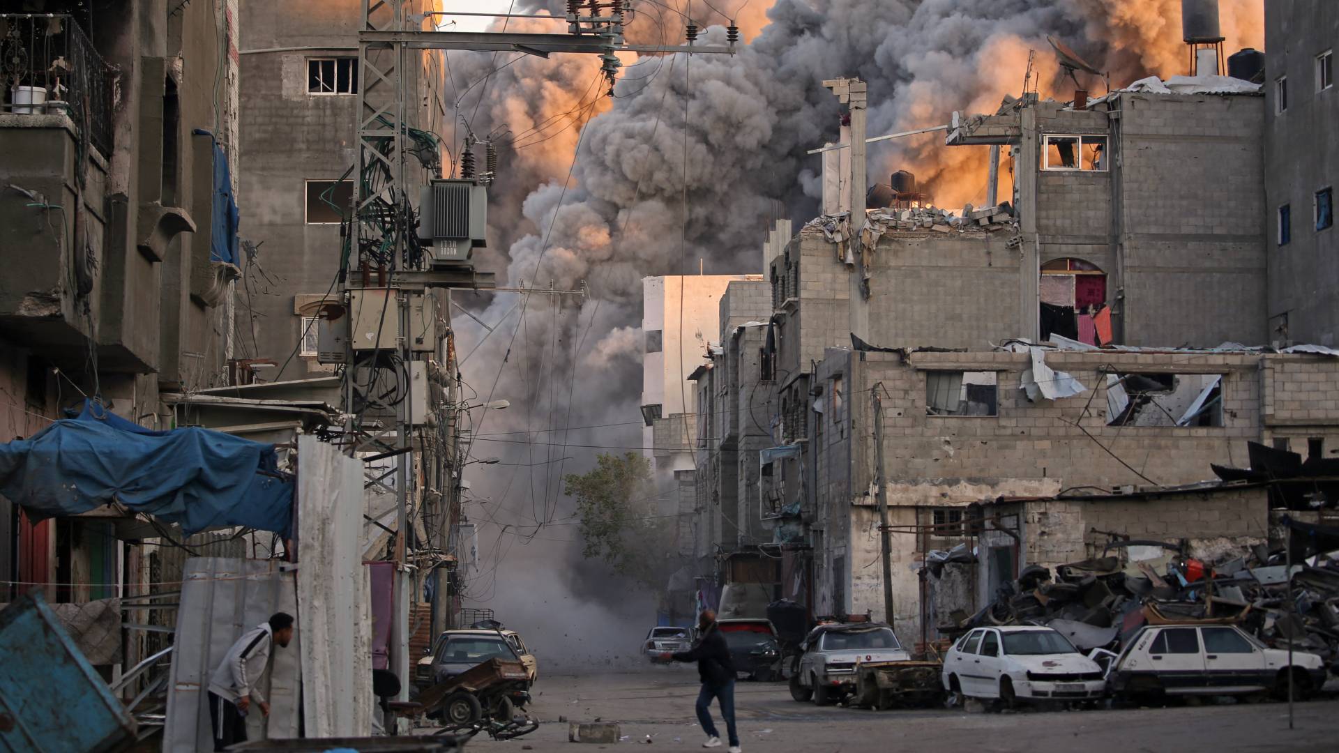 غارة للاحتلال تستهدف مخيم بريج في غزة