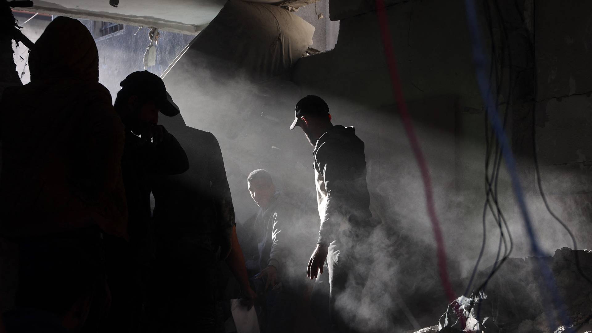 استهداف مواقع في قطاع غزة