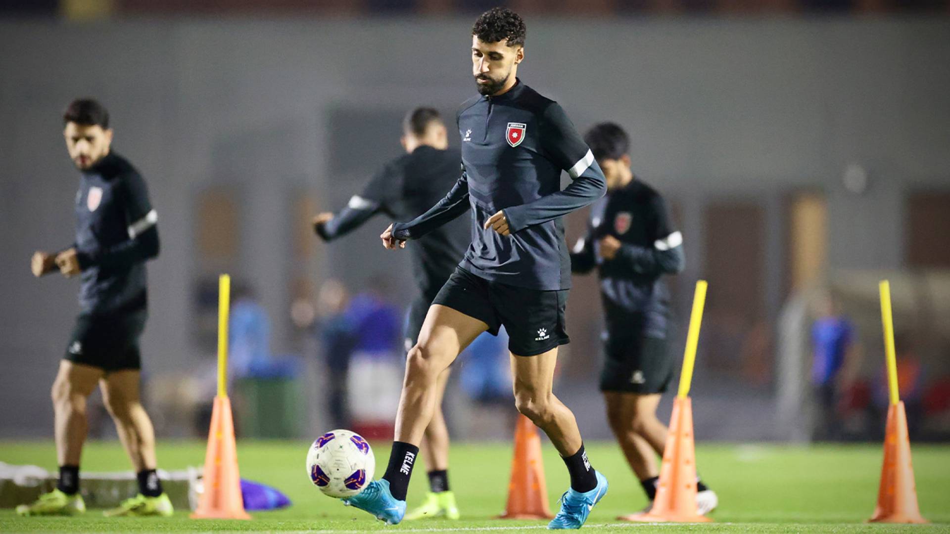 اللاعب ورد البري من التدريبات