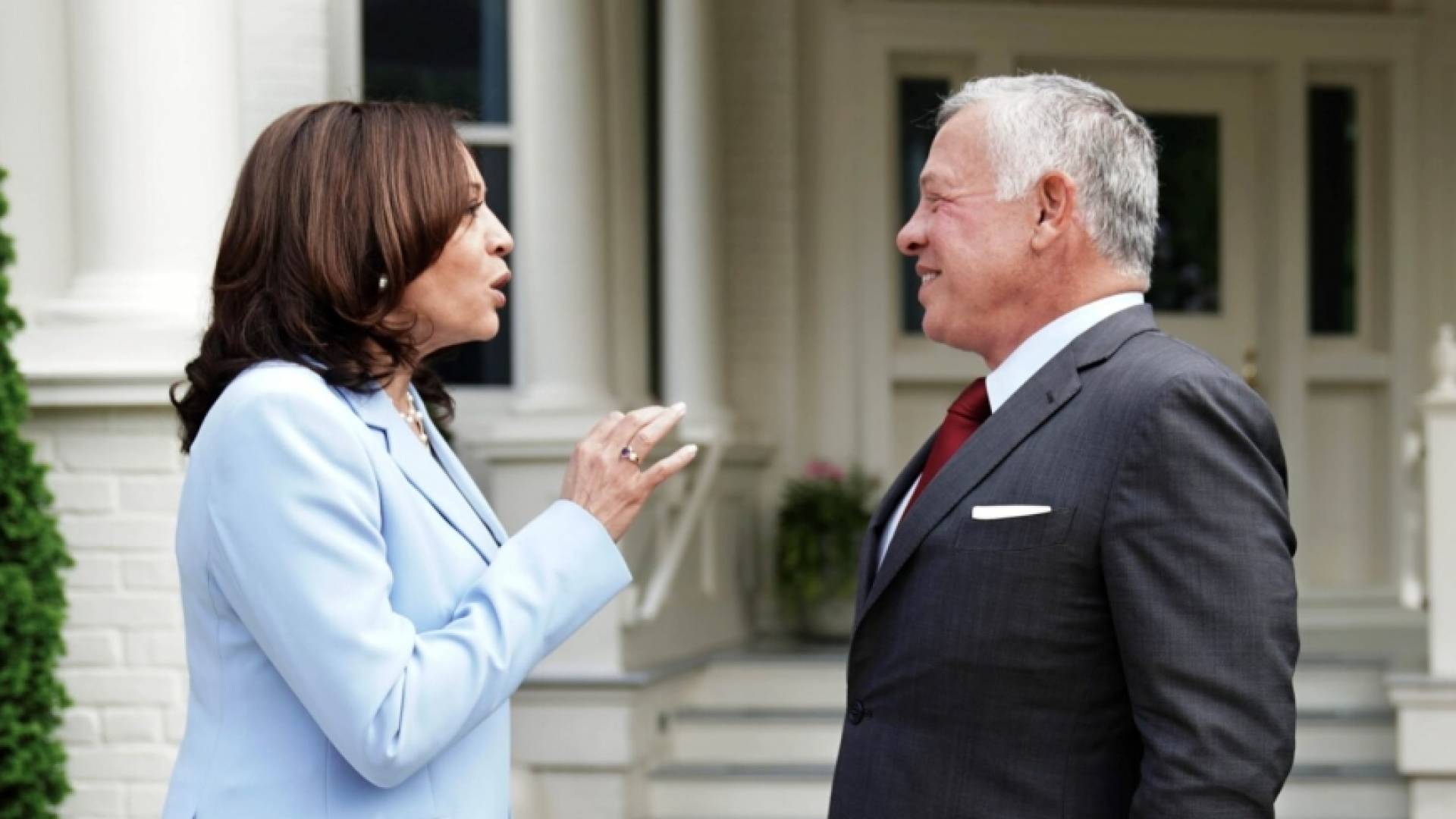 الملك عبد الله الثاني وكامالا هاريس